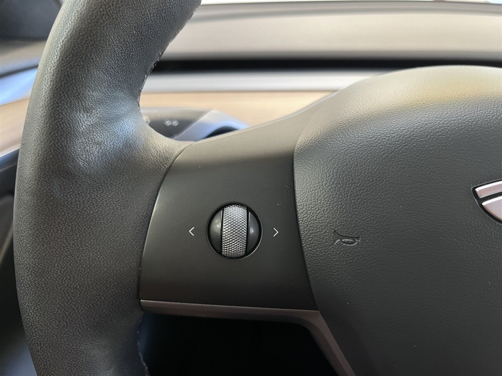 Billede af Tesla Model 3 EL Standard Range Plus 325HK Aut.