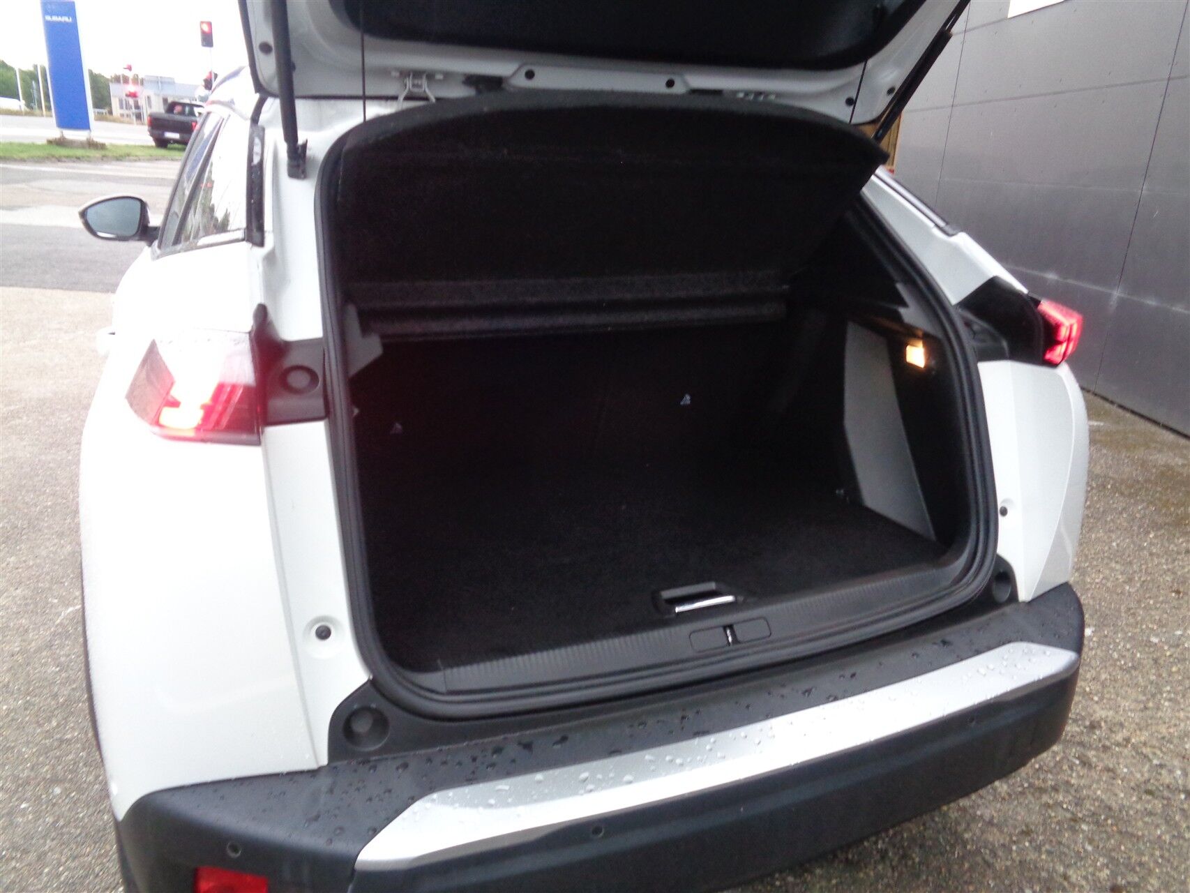 Billede af Peugeot e-2008 EL GT 136HK 5d Aut.