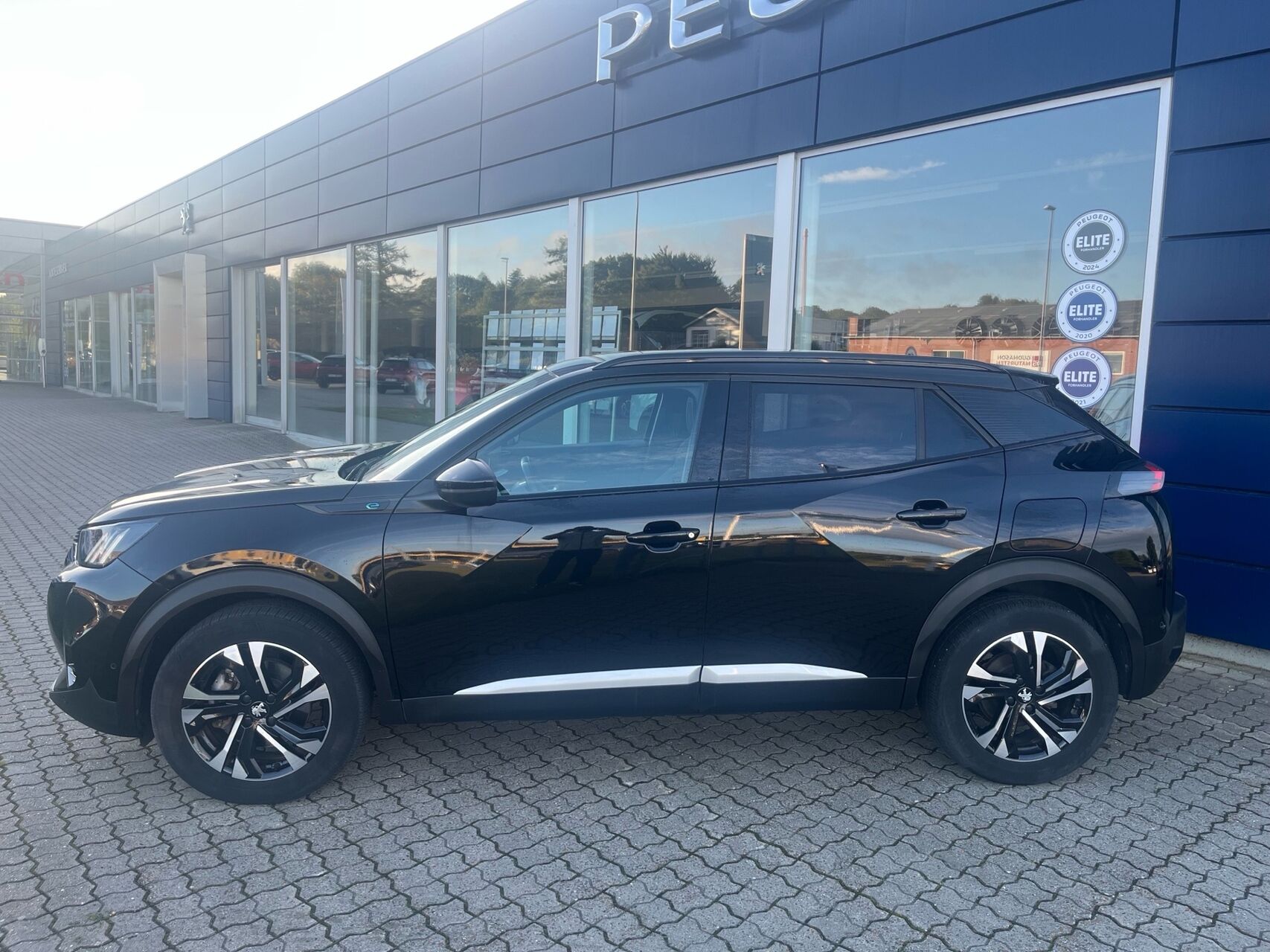 Billede af Peugeot e-2008 EL GT 136HK 5d Aut.