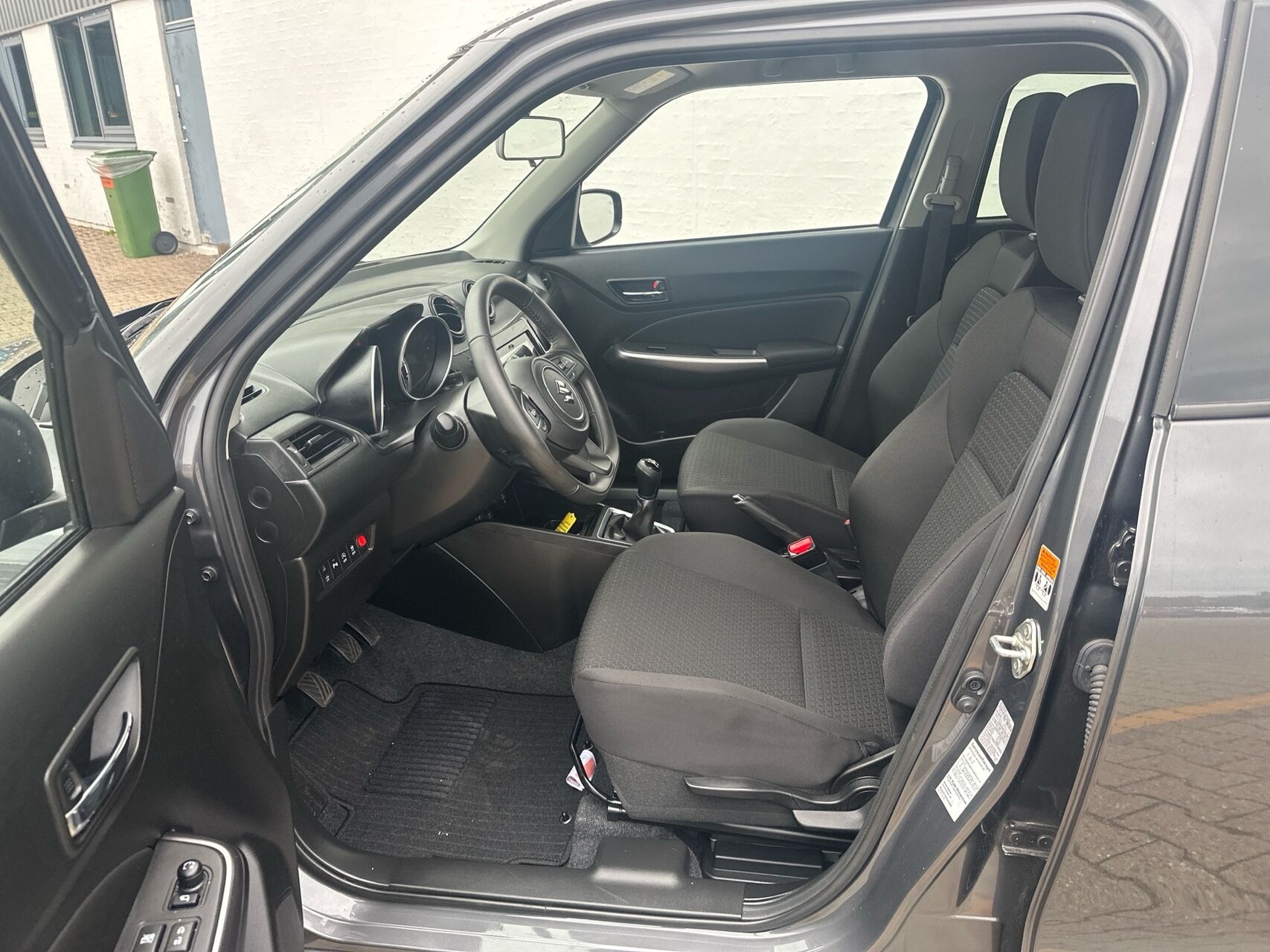 Billede af Suzuki Swift 1,2 Dualjet  Mild hybrid Exclusive AEB 83HK 5d