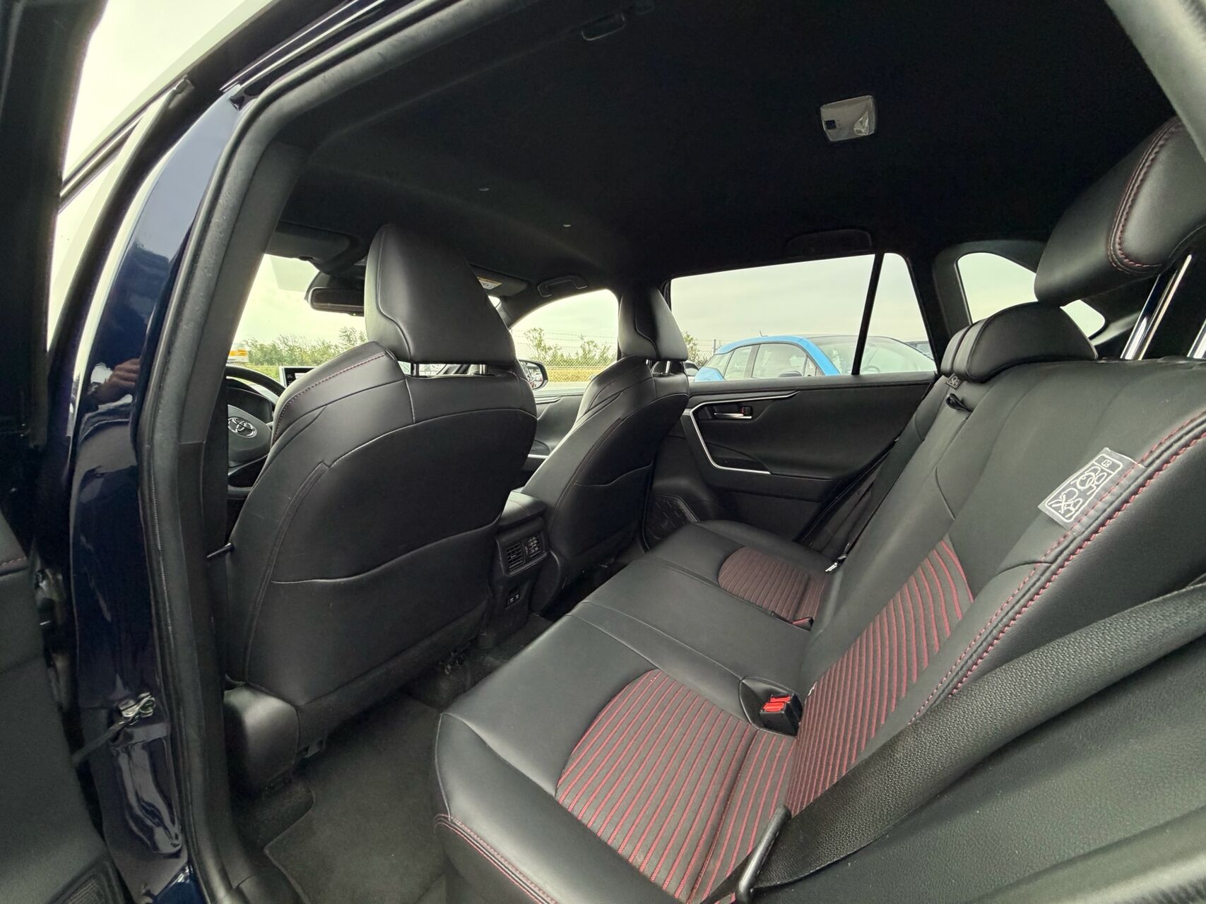 Billede af Toyota RAV4 Plug-in 2,5 Plugin-hybrid H3 Premium AWD 306HK 5d 6g Aut.