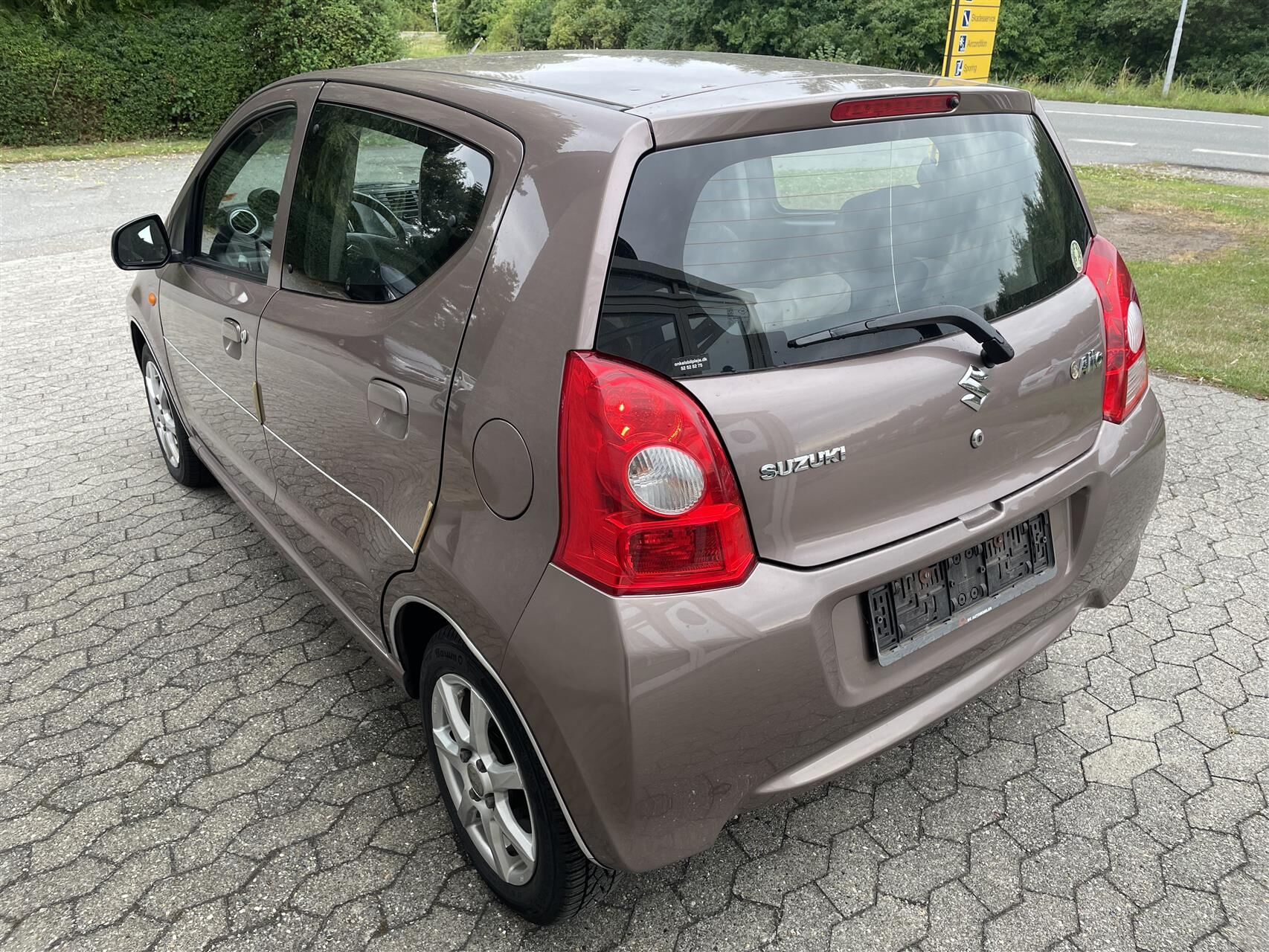 Billede af Suzuki Alto 1,0 12V GL A/C 68HK 5d
