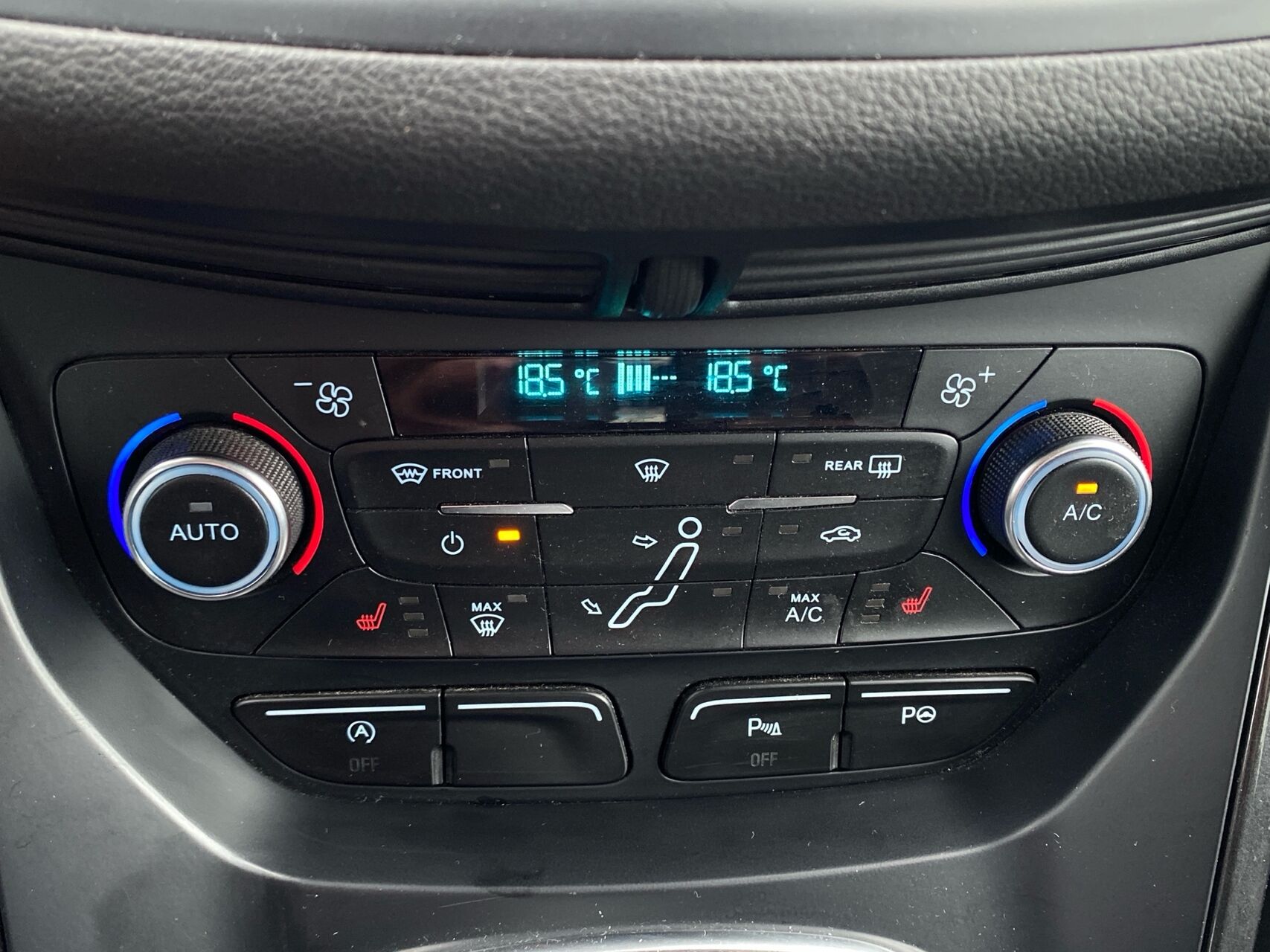 Billede af Ford C-MAX 1,5 TDCi Titanium Fun 120HK 6g