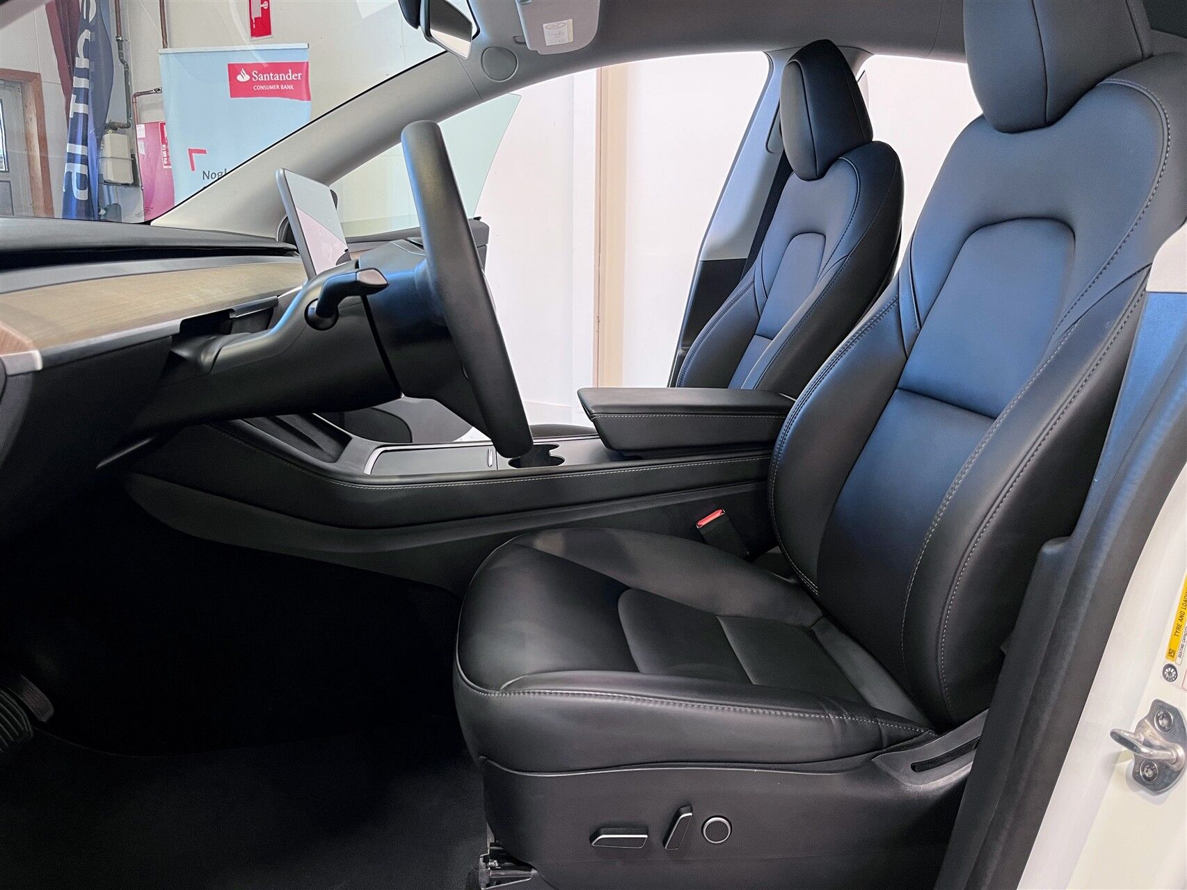 Billede af Tesla Model Y EL RWD 299HK 5d Aut.
