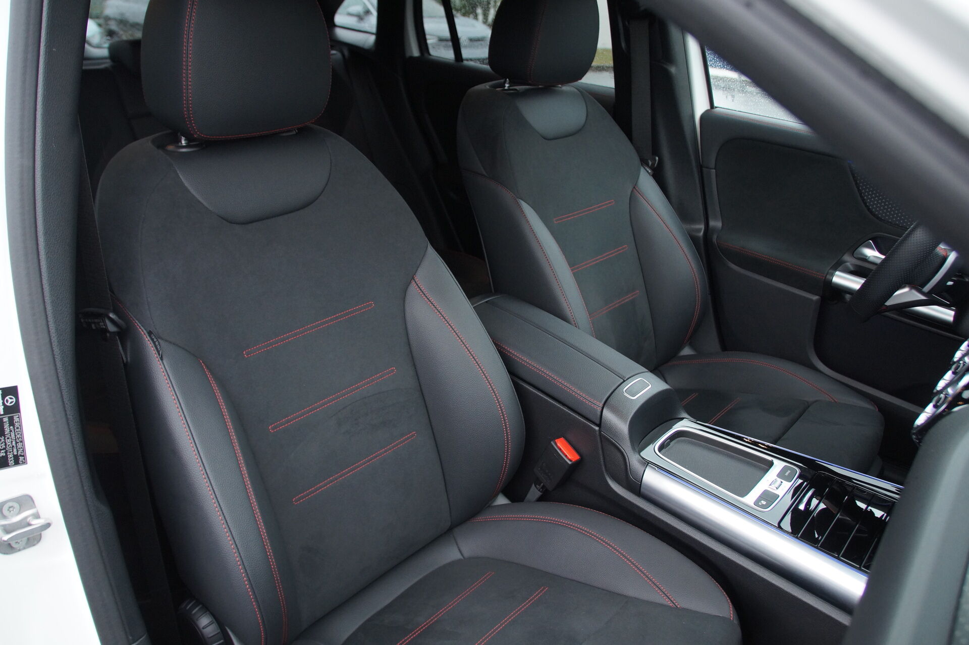 Billede af Mercedes-Benz EQA 350 EL 4Matic 292HK 5d Aut.