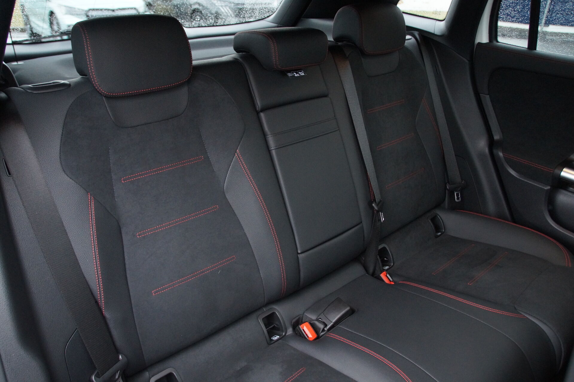 Billede af Mercedes-Benz EQA 350 EL 4Matic 292HK 5d Aut.