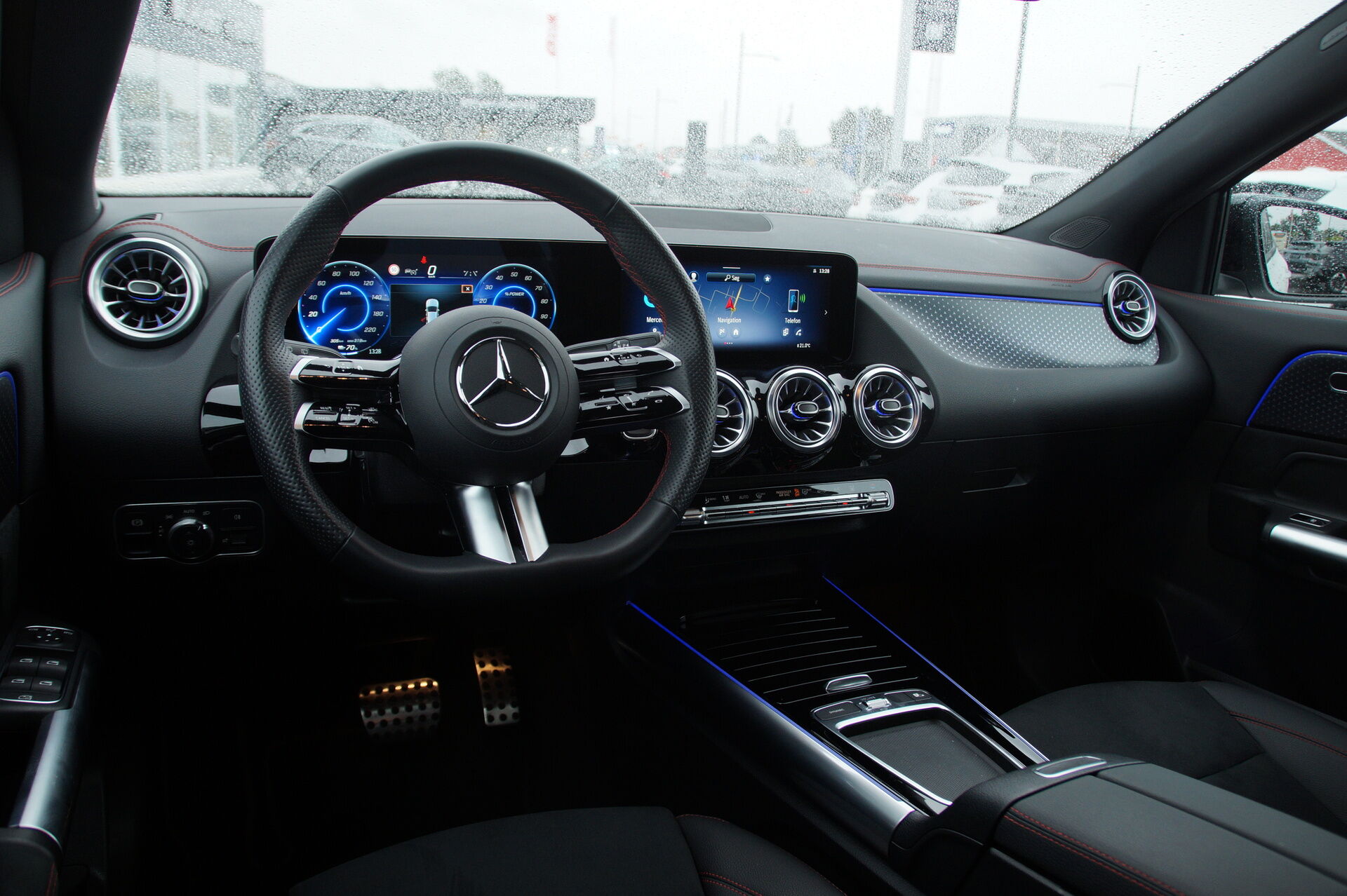 Billede af Mercedes-Benz EQA 350 EL 4Matic 292HK 5d Aut.