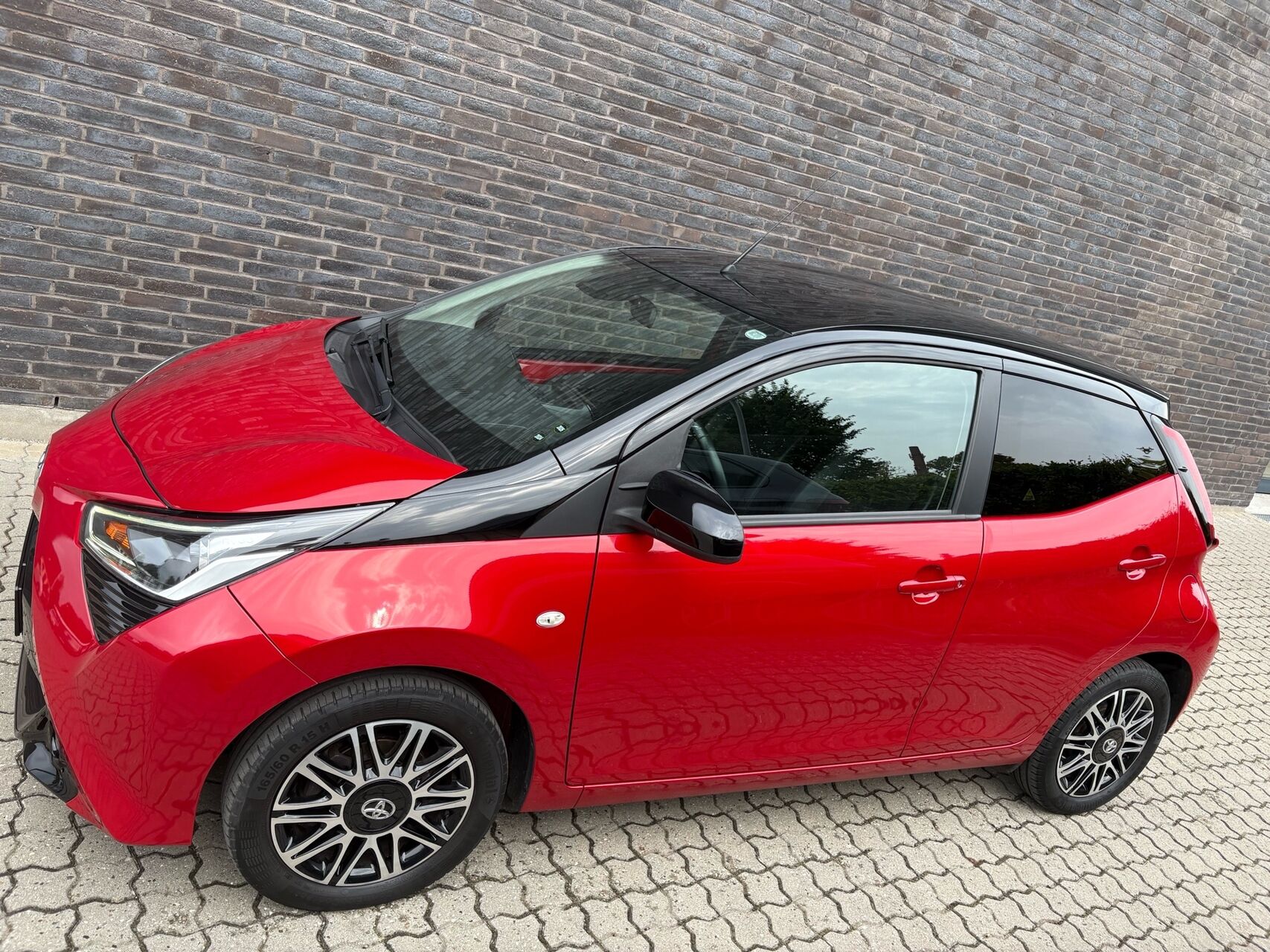 Billede af Toyota Aygo 1,0 VVT-I X-Clusiv 72HK 5d