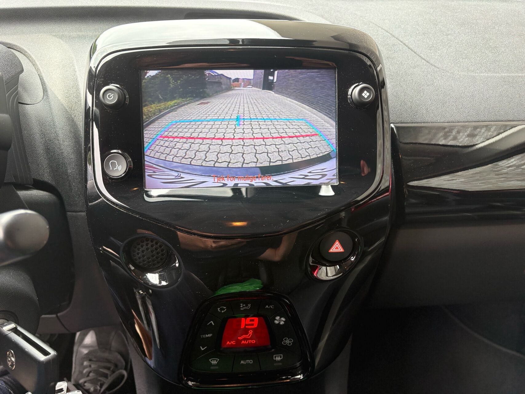Billede af Toyota Aygo 1,0 VVT-I X-Clusiv 72HK 5d
