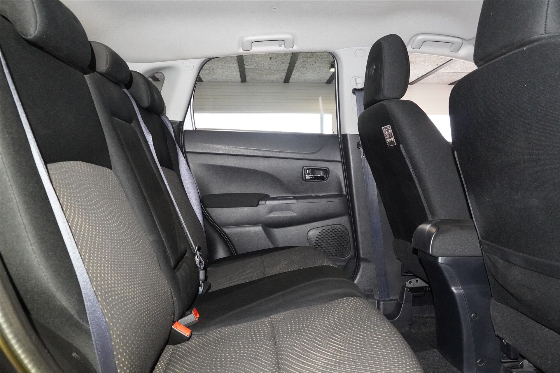 Billede af Mitsubishi ASX 1,6 Invite 117HK 5d