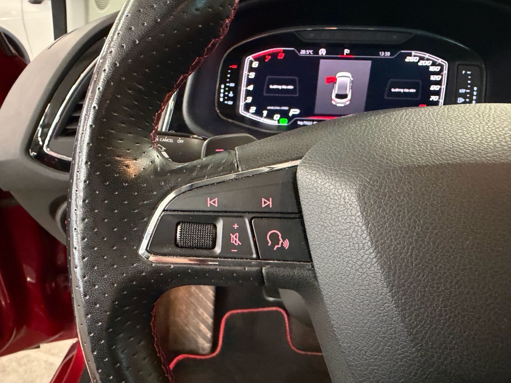 Billede af Seat Leon Sportstourer 1,5 TSI FR DSG 150HK Stc 7g Aut.
