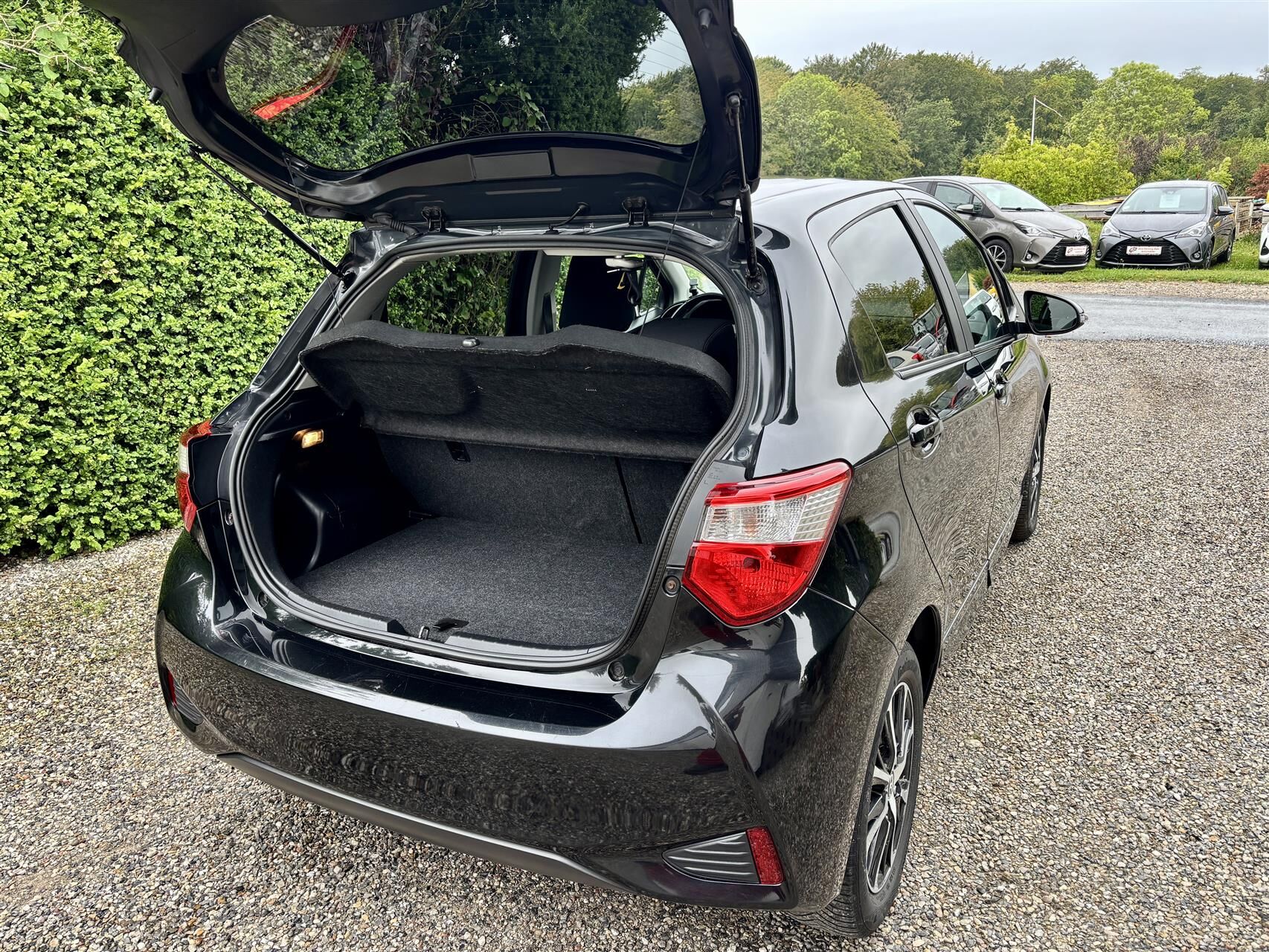 Billede af Toyota Yaris 1,5 VVT-I T2 Premium 111HK 5d 6g