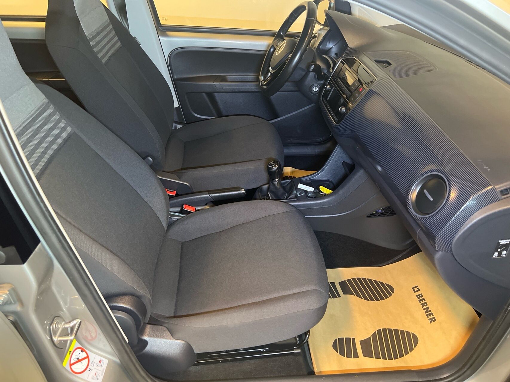 Billede af VW up 1,0 MPI 65HK 5d