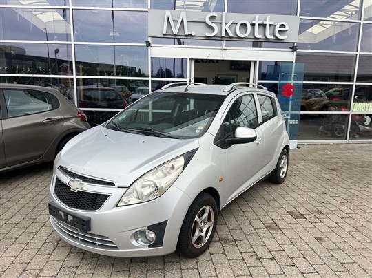Chevrolet Spark 1,0 LS 68HK 5d