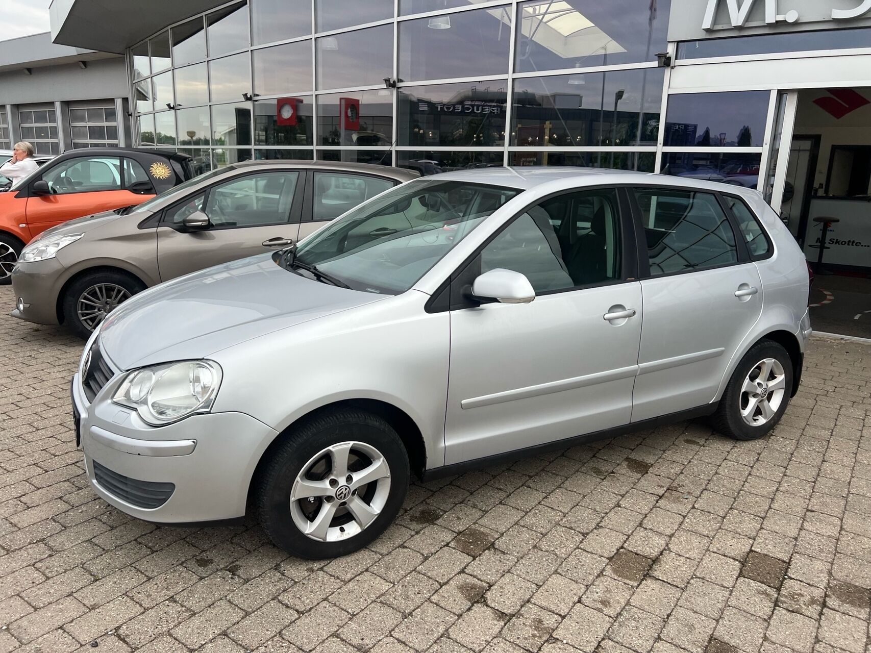 Billede af VW Polo 1,4 16V Trendline 75HK 5d