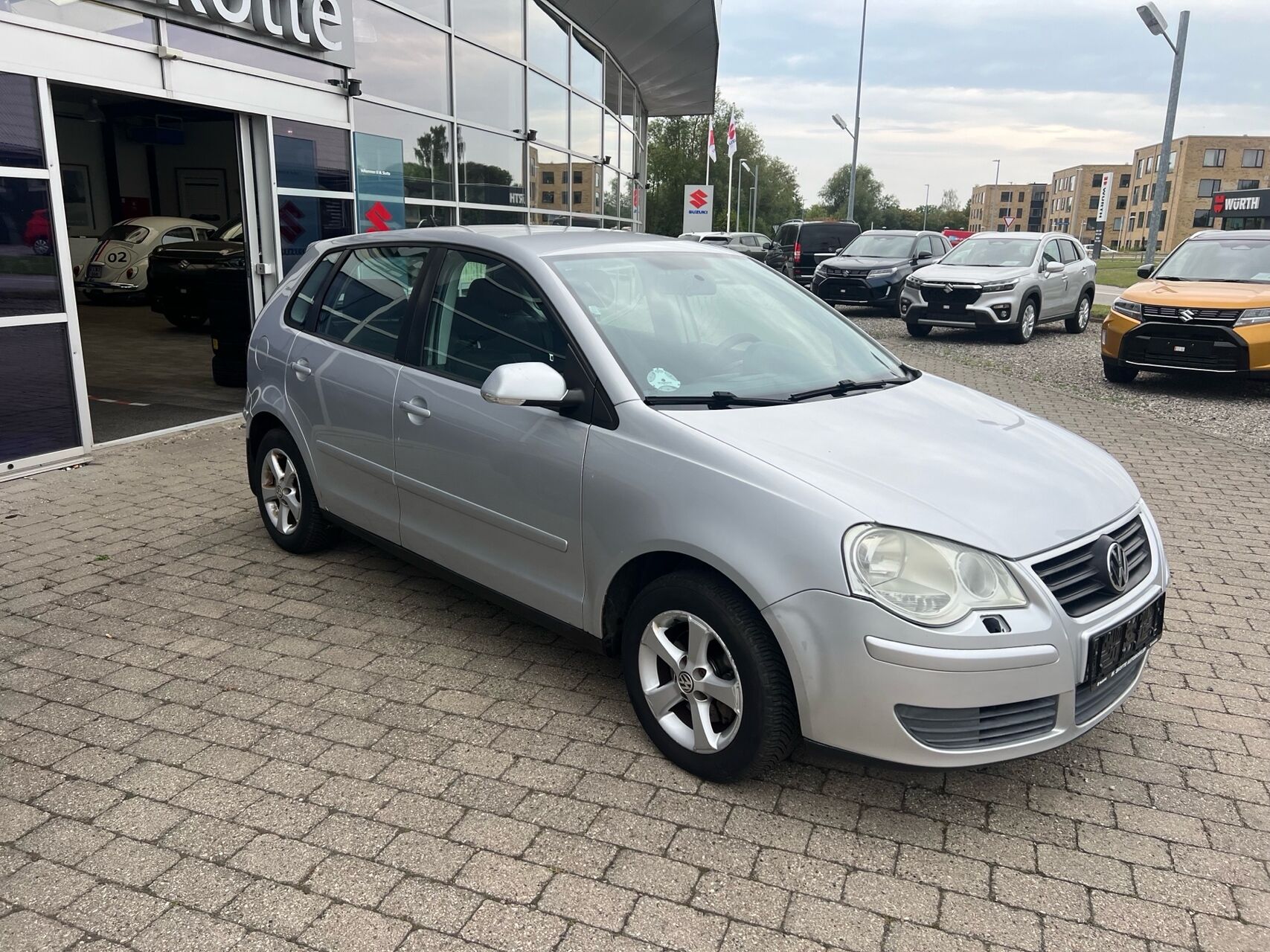 Billede af VW Polo 1,4 16V Trendline 75HK 5d