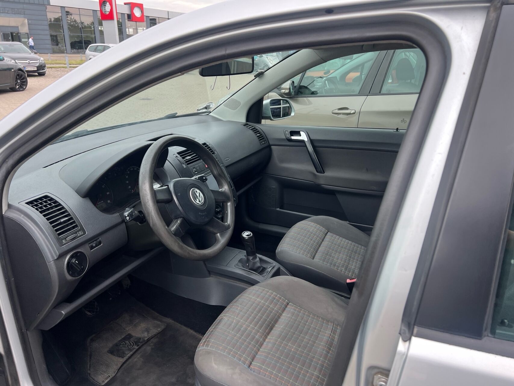 Billede af VW Polo 1,4 16V Trendline 75HK 5d