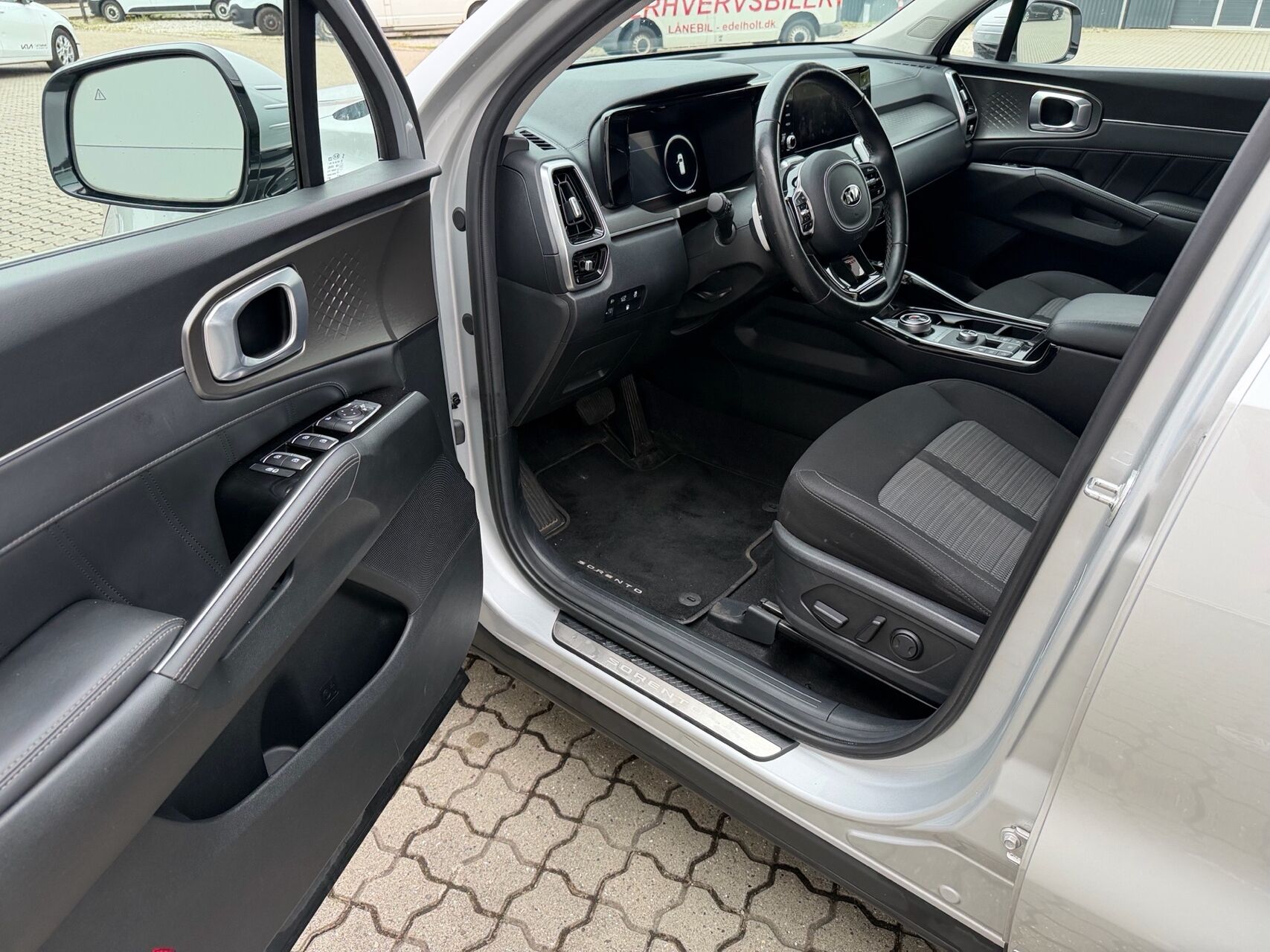 Billede af Kia Sorento 1,6 T-GDI PHEV  Plugin-hybrid Upgrade 4WD 265HK 5d 6g Aut.