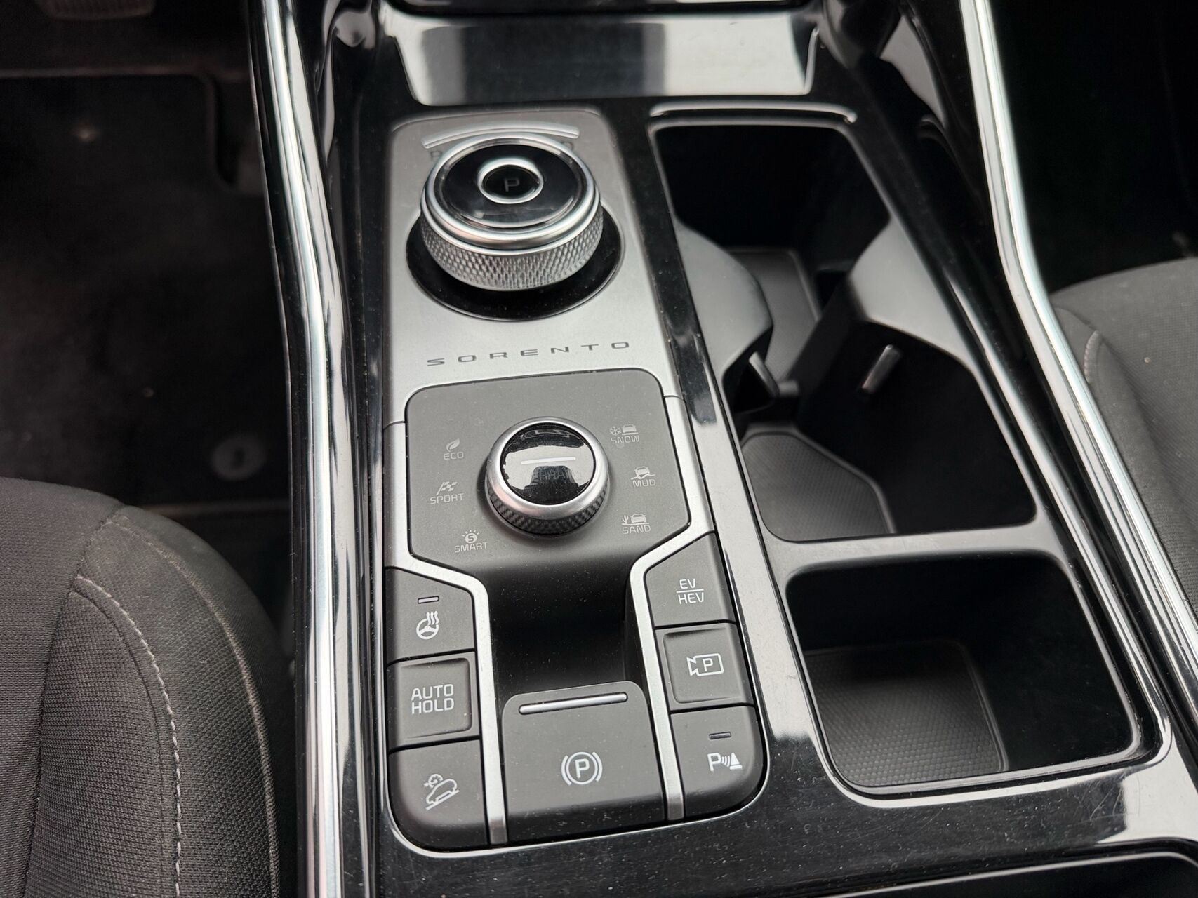 Billede af Kia Sorento 1,6 T-GDI PHEV  Plugin-hybrid Upgrade 4WD 265HK 5d 6g Aut.