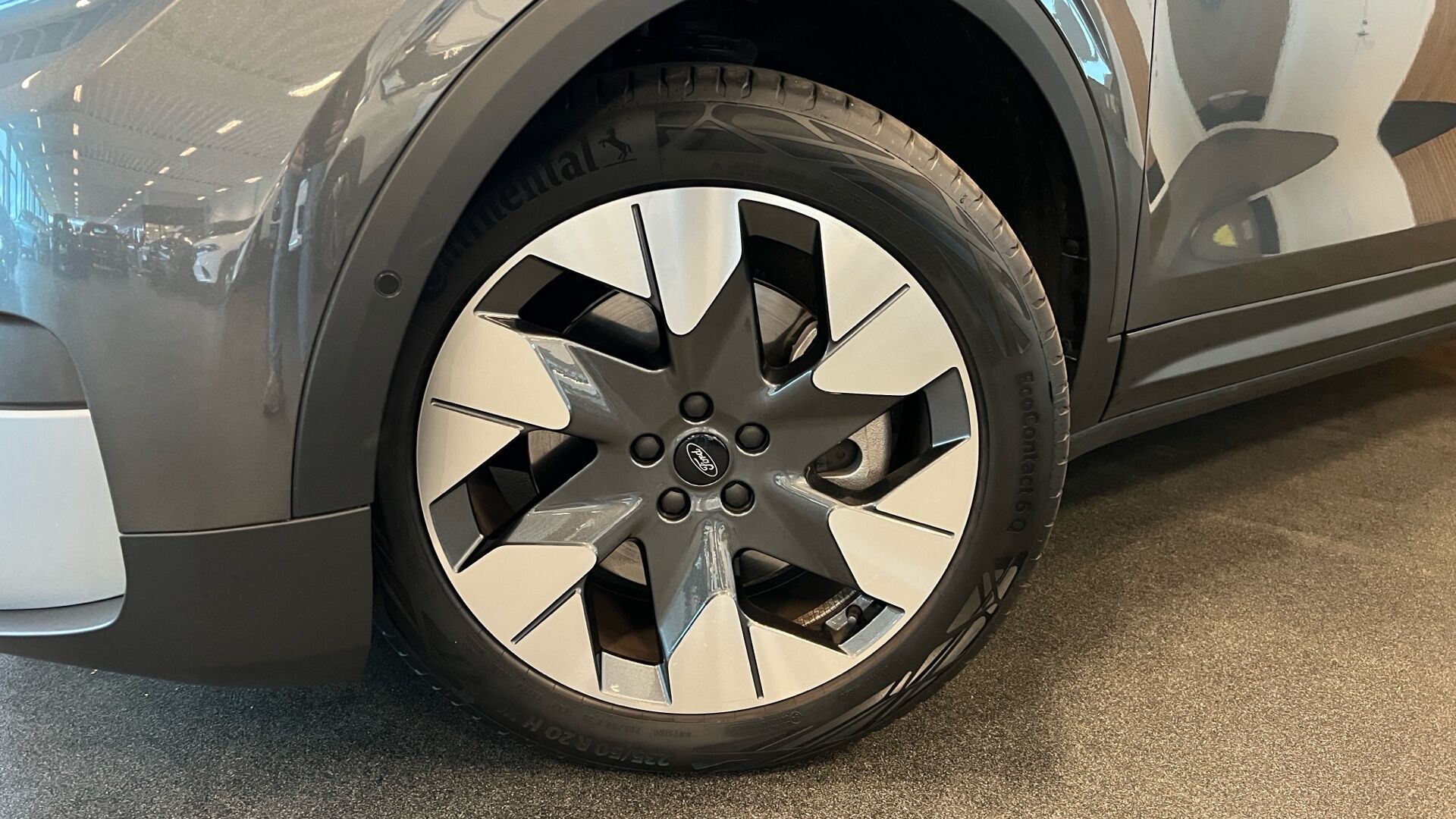Billede af Ford Explorer EL UR Premium AWD 340HK 5d Aut.
