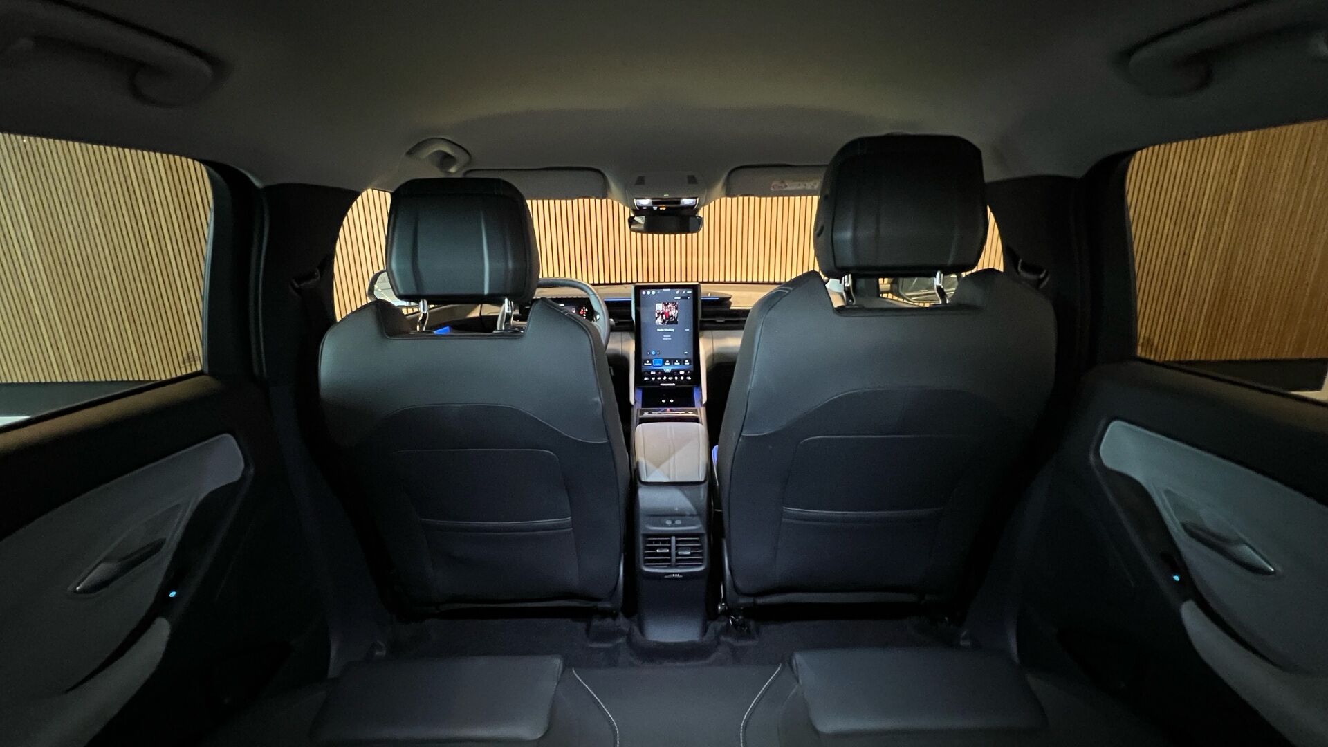 Billede af Ford Explorer EL UR Premium AWD 340HK 5d Aut.