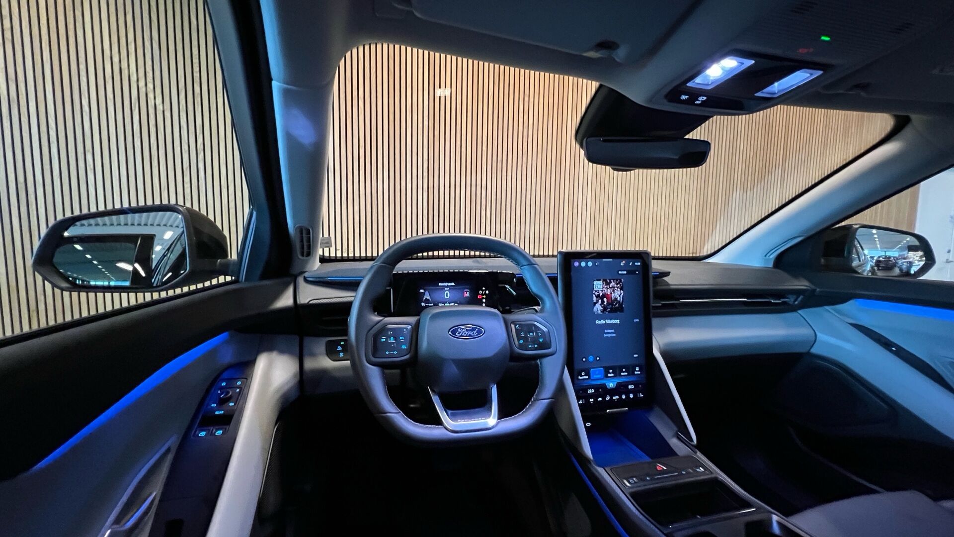 Billede af Ford Explorer EL UR Premium AWD 340HK 5d Aut.