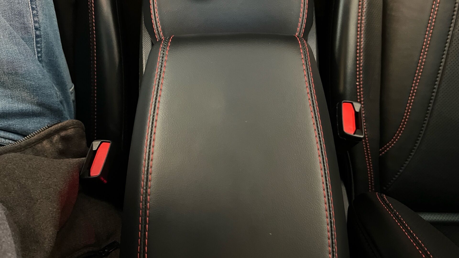 Billede af Ford Mustang Mach-E EL SR Premium AWD 315HK 5d Aut.