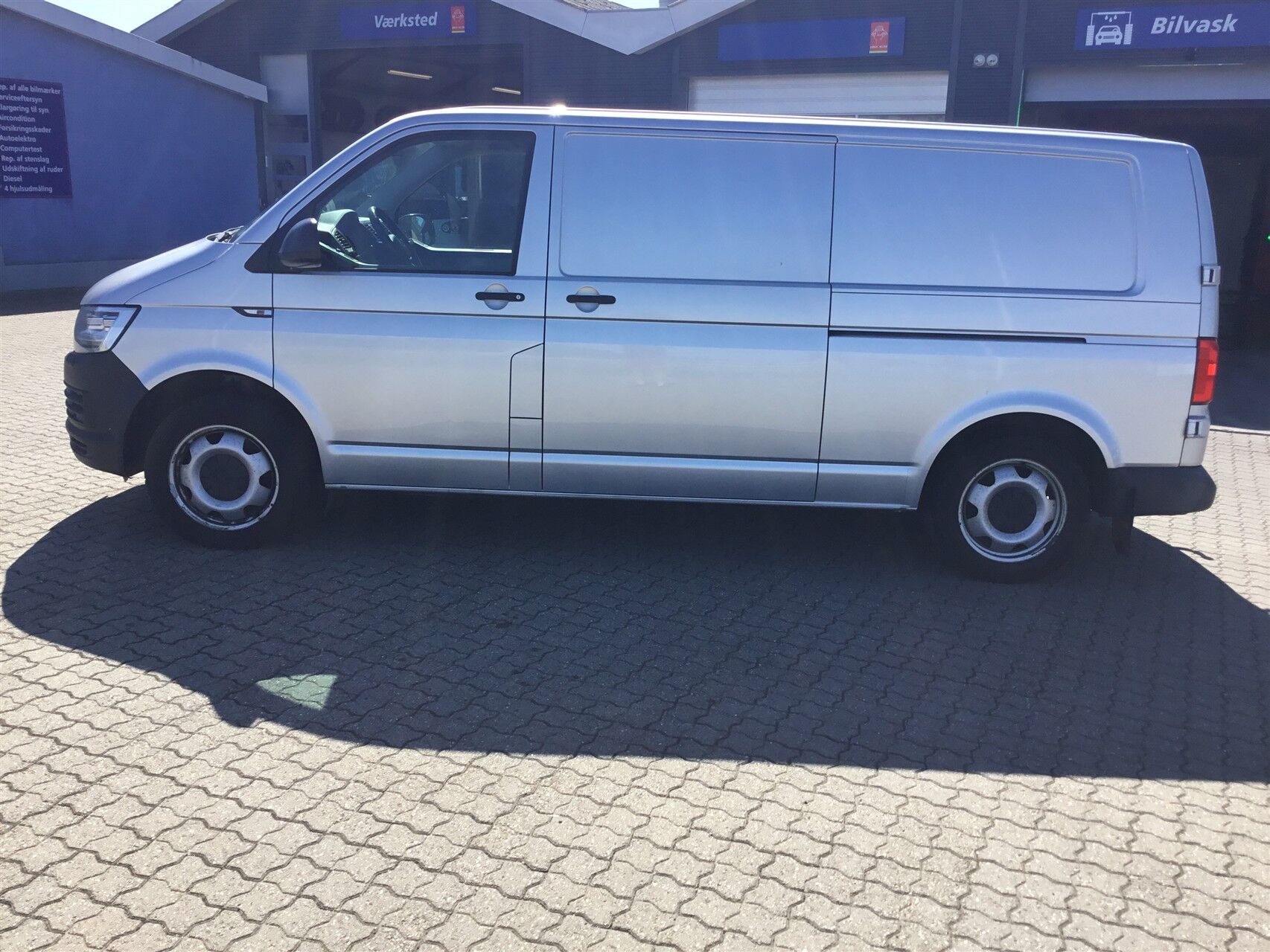 Billede af VW Transporter Lang 2,0 TDI DSG 180HK Van 7g Aut.