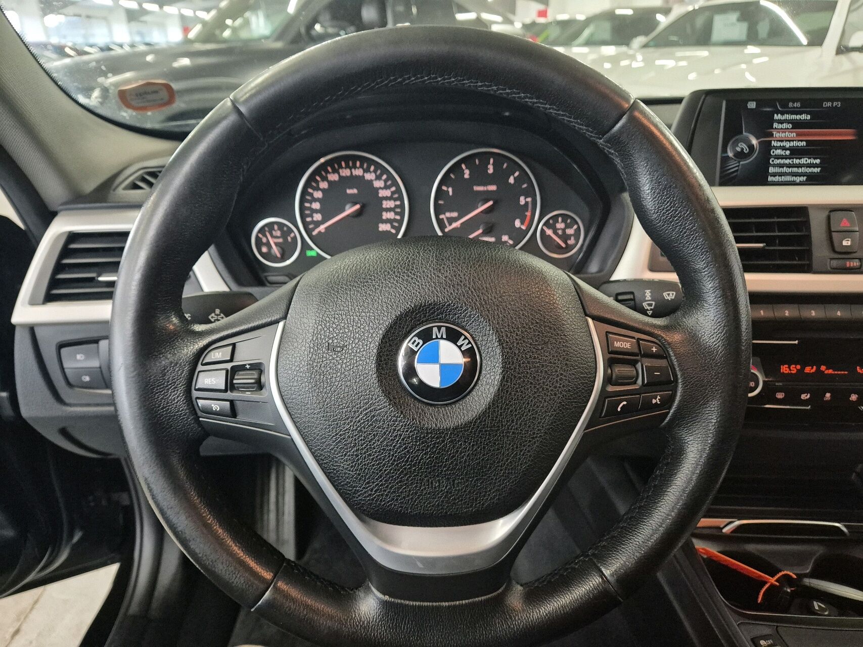 Billede af BMW 320d Touring 2,0 D Steptronic 190HK Stc 8g Aut.