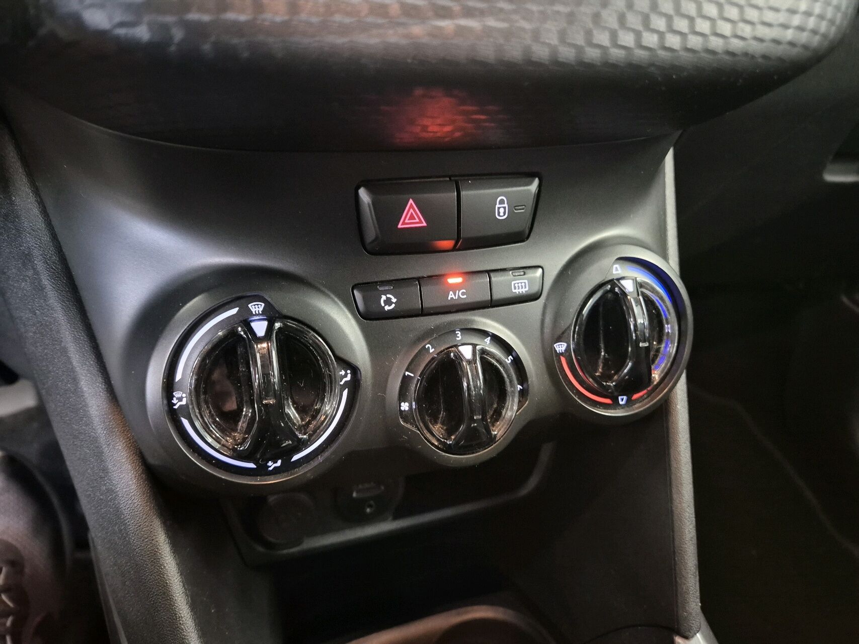 Billede af Peugeot 2008 1,2 e-Vti Active Plus ESG 82HK Aut.