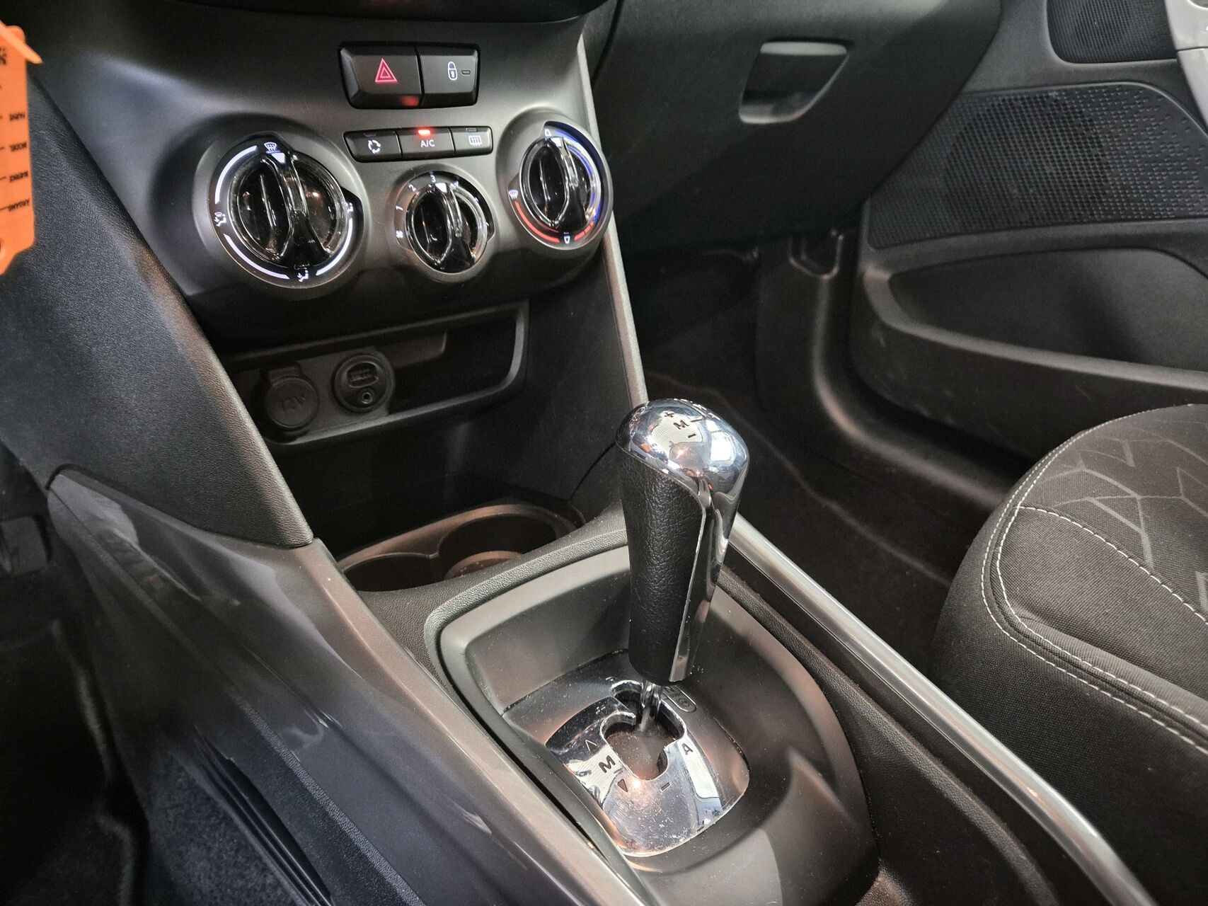 Billede af Peugeot 2008 1,2 e-Vti Active Plus ESG 82HK Aut.