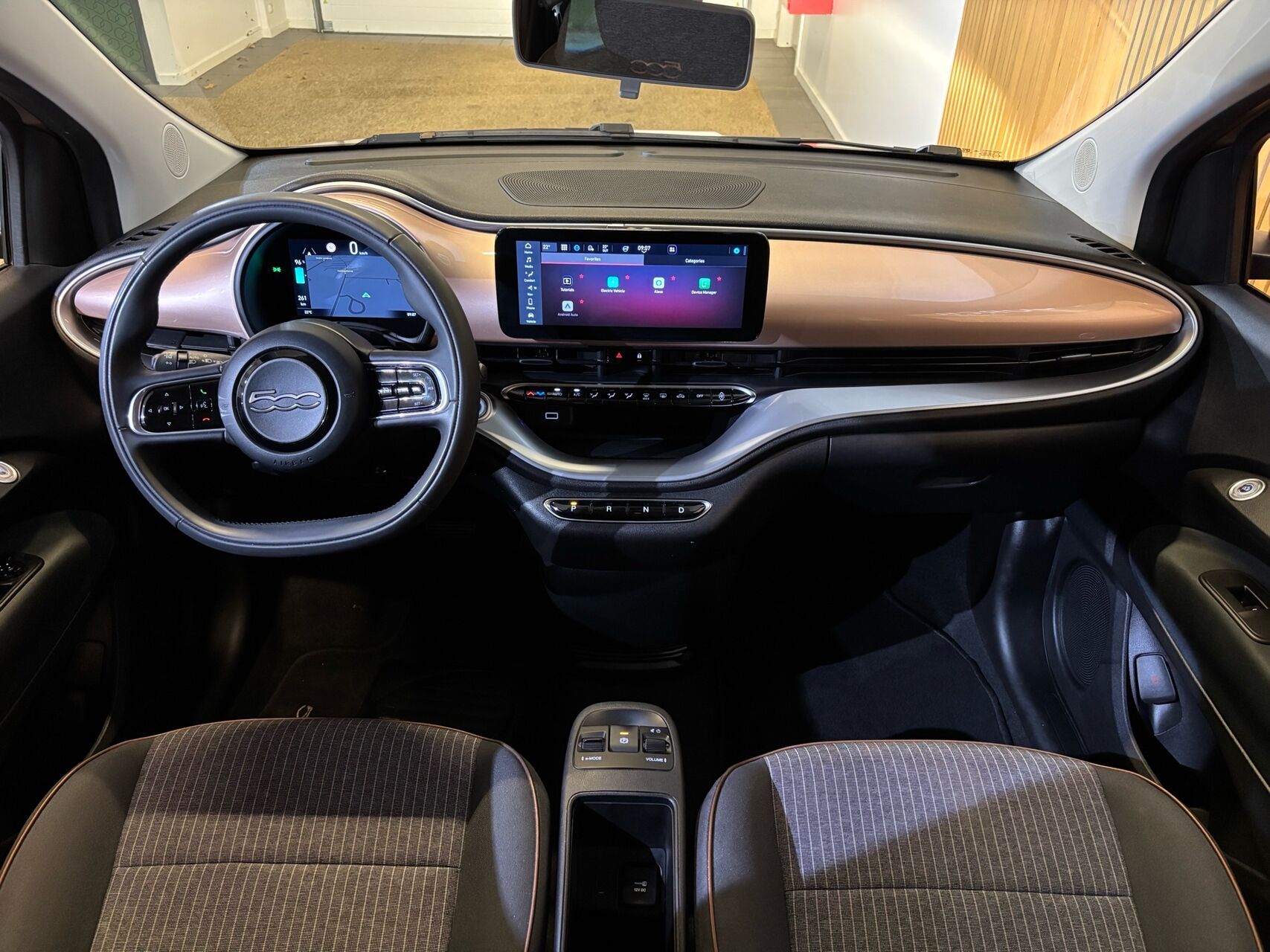 Billede af Fiat 500e EL Icon 118HK 3d Aut.