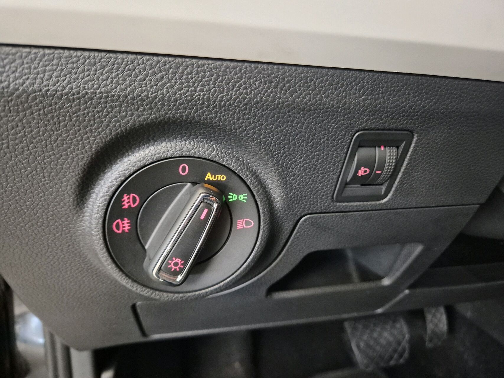 Billede af Seat Arona 1,6 TDI Xcellence Start/Stop DSG 95HK 5d 7g Aut.
