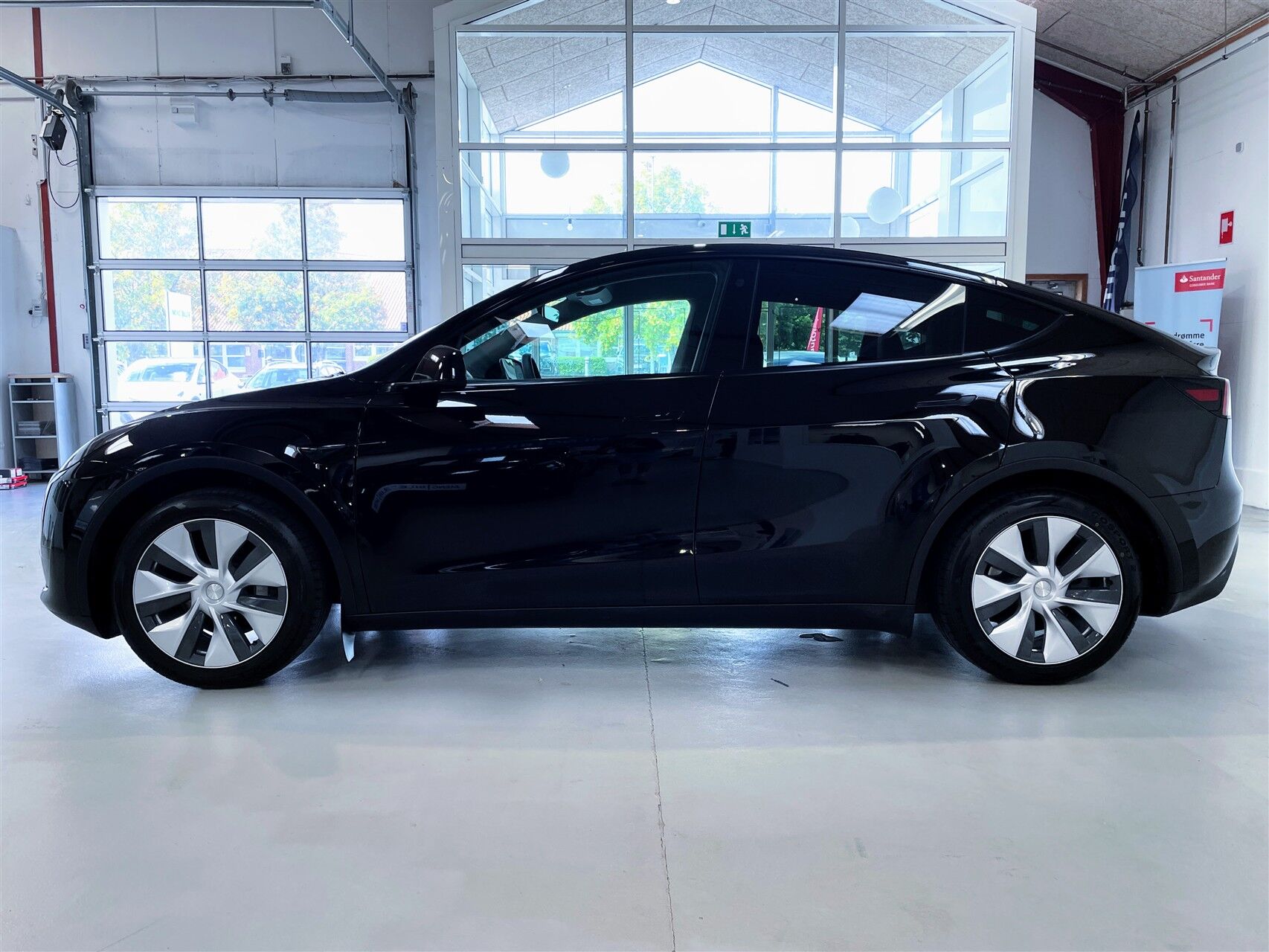 Billede af Tesla Model Y EL RWD 299HK 5d Aut.