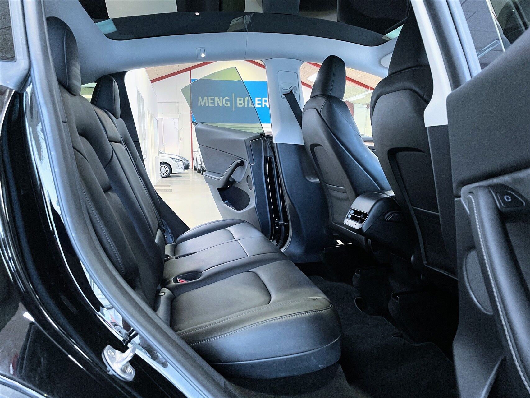 Billede af Tesla Model Y EL RWD 299HK 5d Aut.