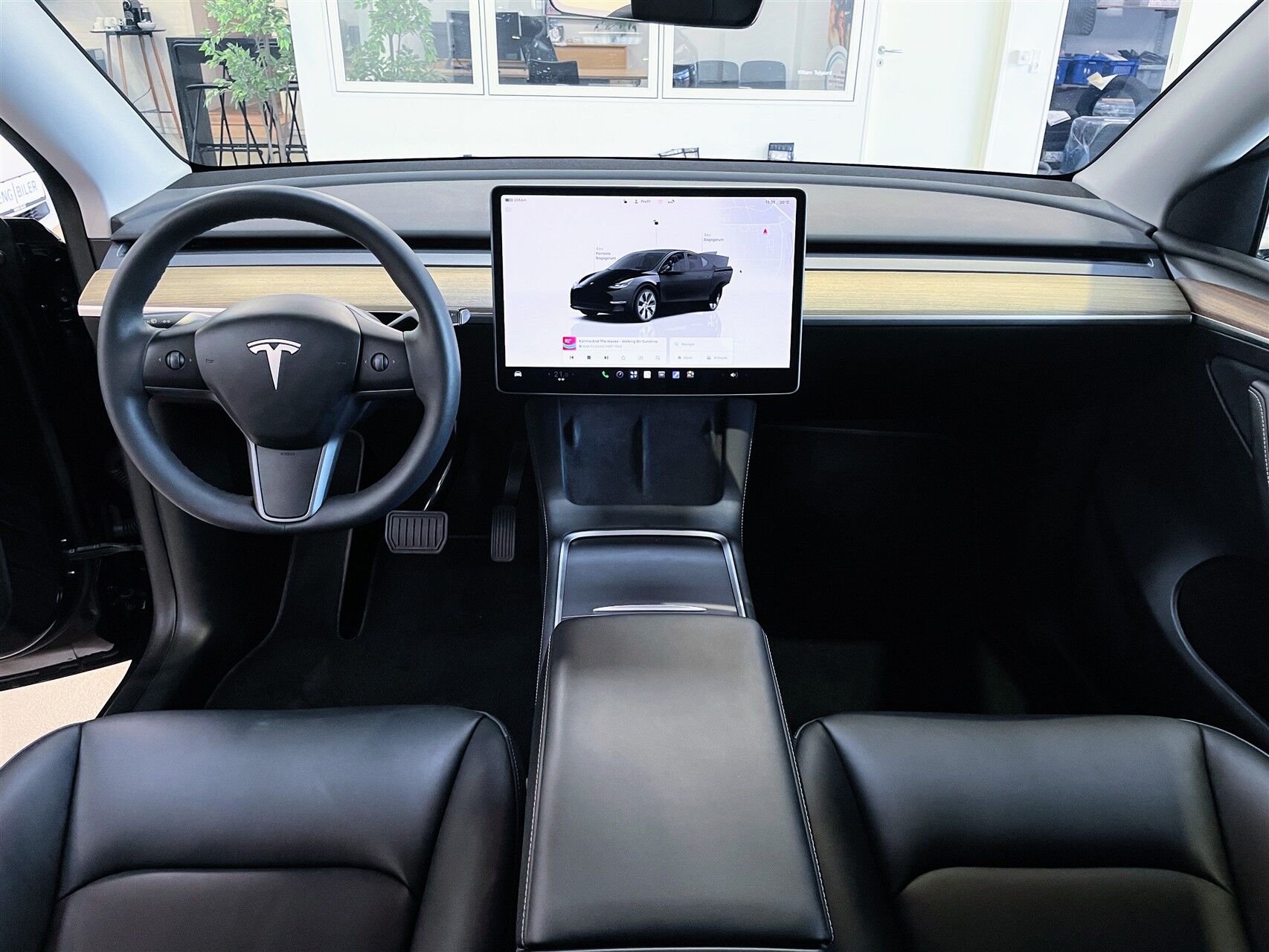 Billede af Tesla Model Y EL RWD 299HK 5d Aut.