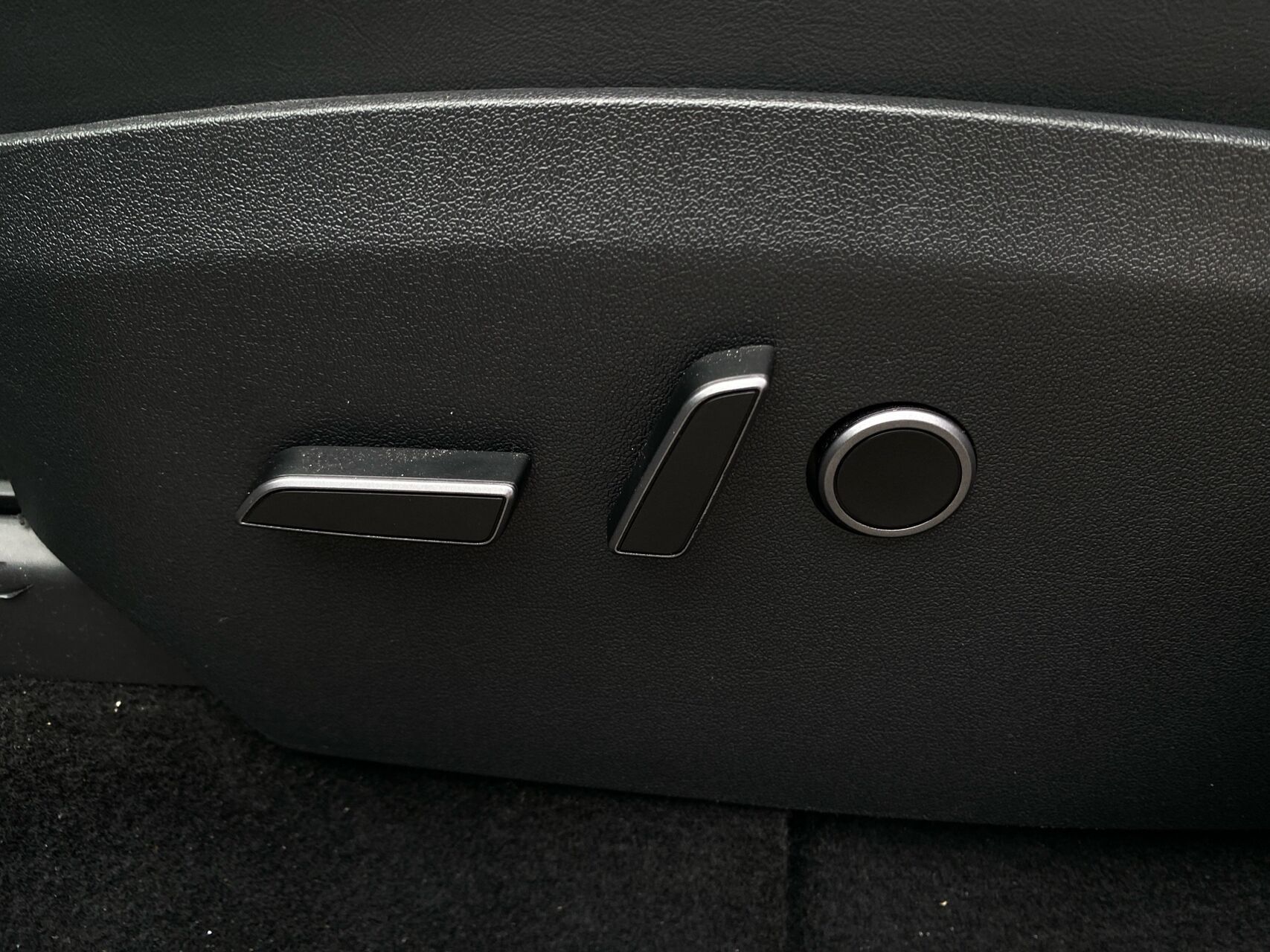 Billede af Tesla Model Y EL RWD 299HK 5d Aut.
