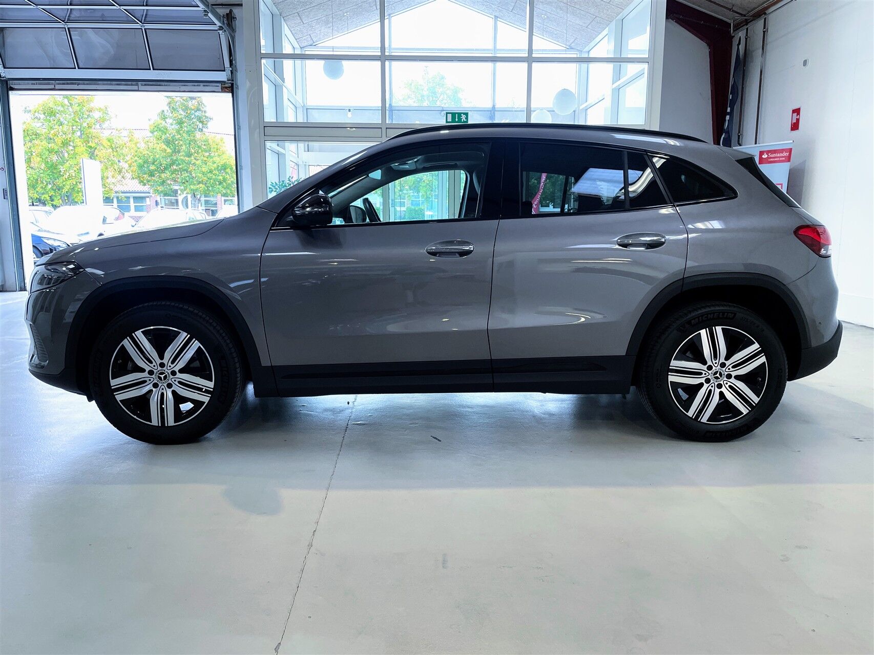 Billede af Mercedes-Benz EQA 250 EL Progressive 190HK 5d Aut.