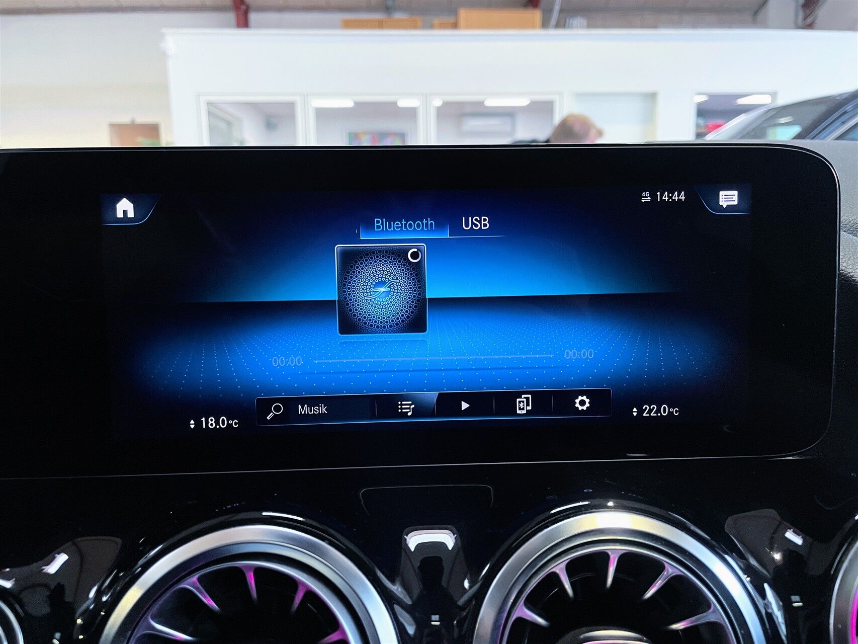 Billede af Mercedes-Benz EQA 250 EL Progressive 190HK 5d Aut.