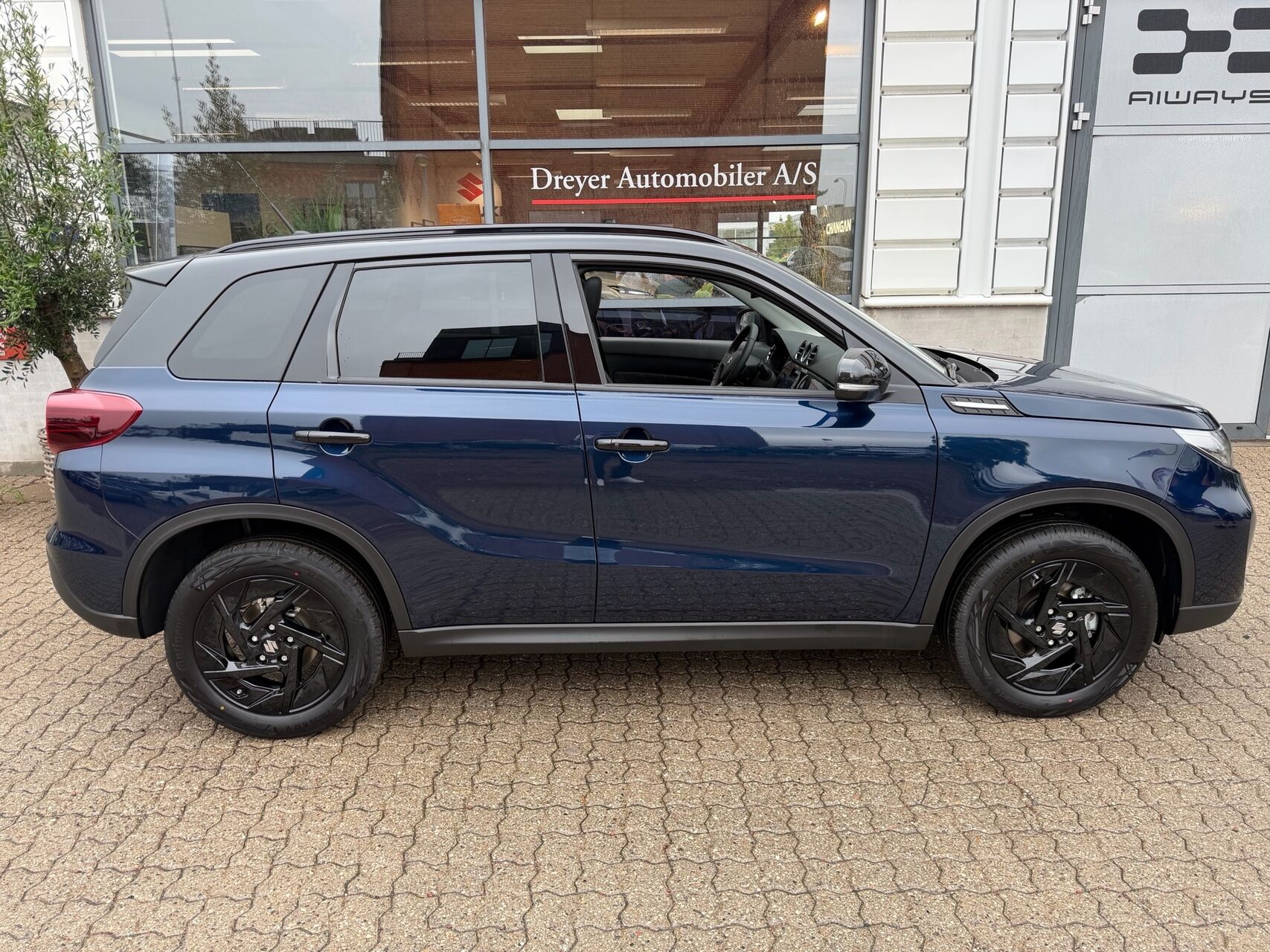 Billede af Suzuki Vitara 1,4 Black Edition 110HK 5d 6g Aut.