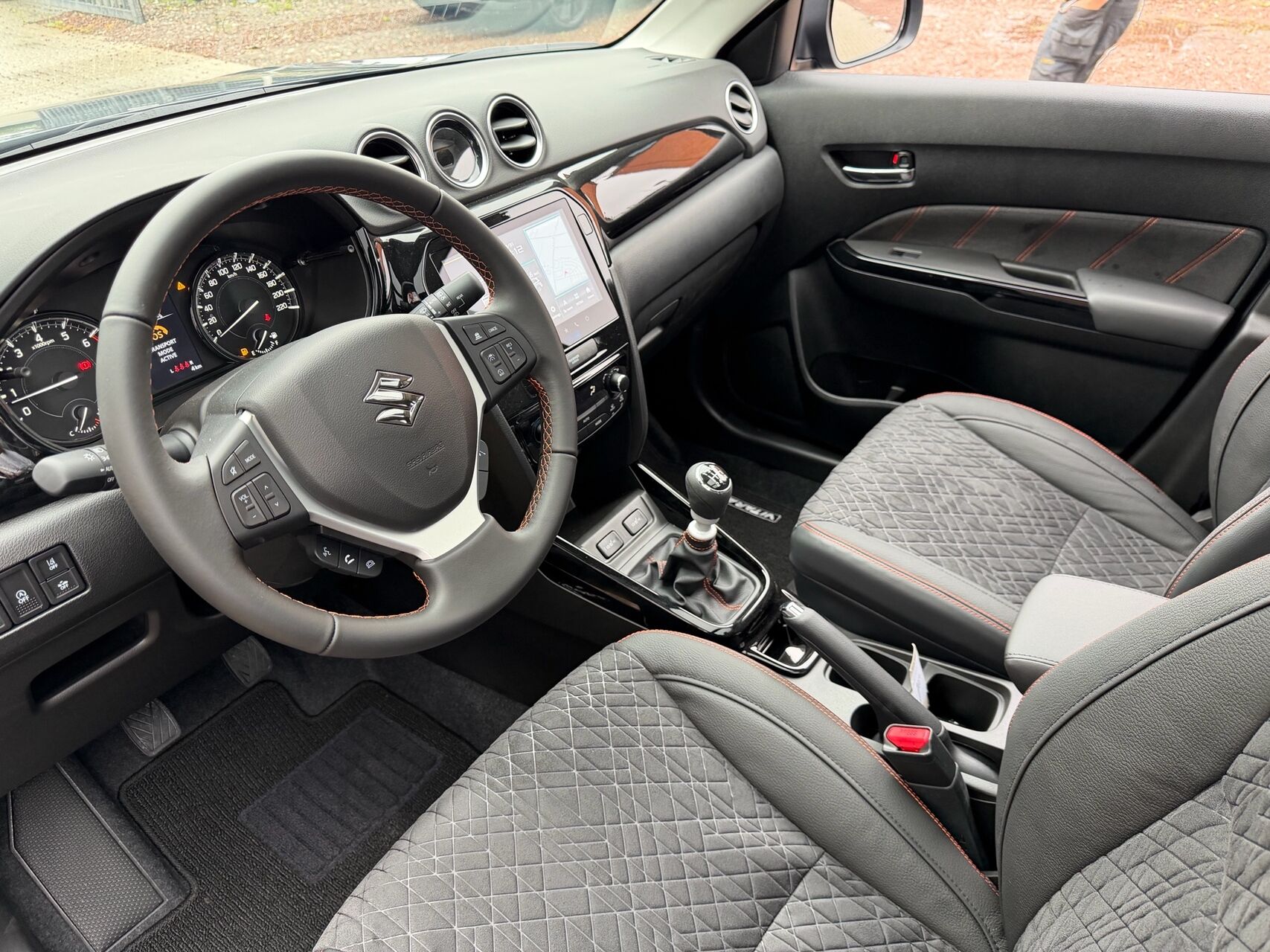 Billede af Suzuki Vitara 1,4 Black Edition 110HK 5d 6g Aut.