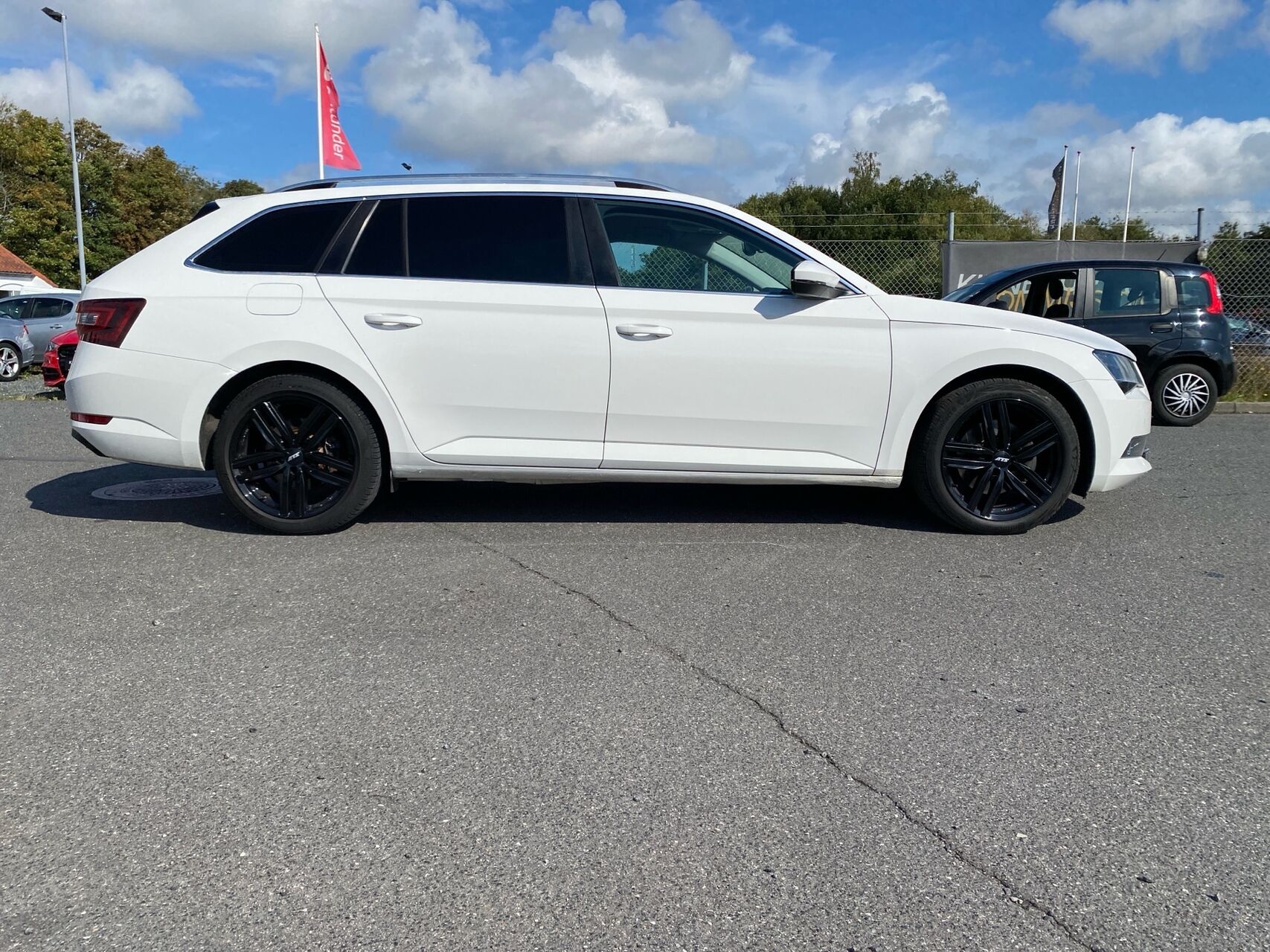 Billede af Skoda Superb Combi 2,0 TDI Style 150HK Stc 6g