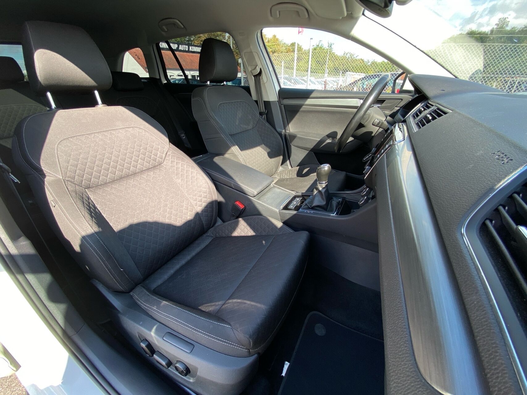 Billede af Skoda Superb Combi 2,0 TDI Style 150HK Stc 6g