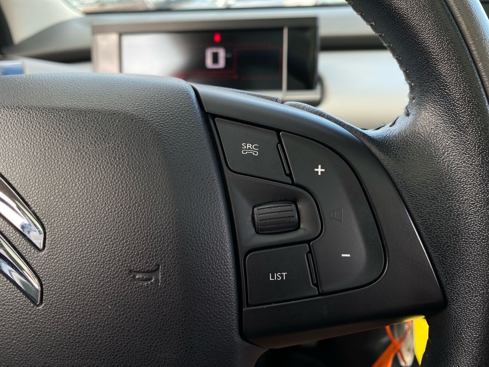 Billede af Citroën C4 Cactus 1,6 Blue HDi Iconic Free start/stop 100HK 5d