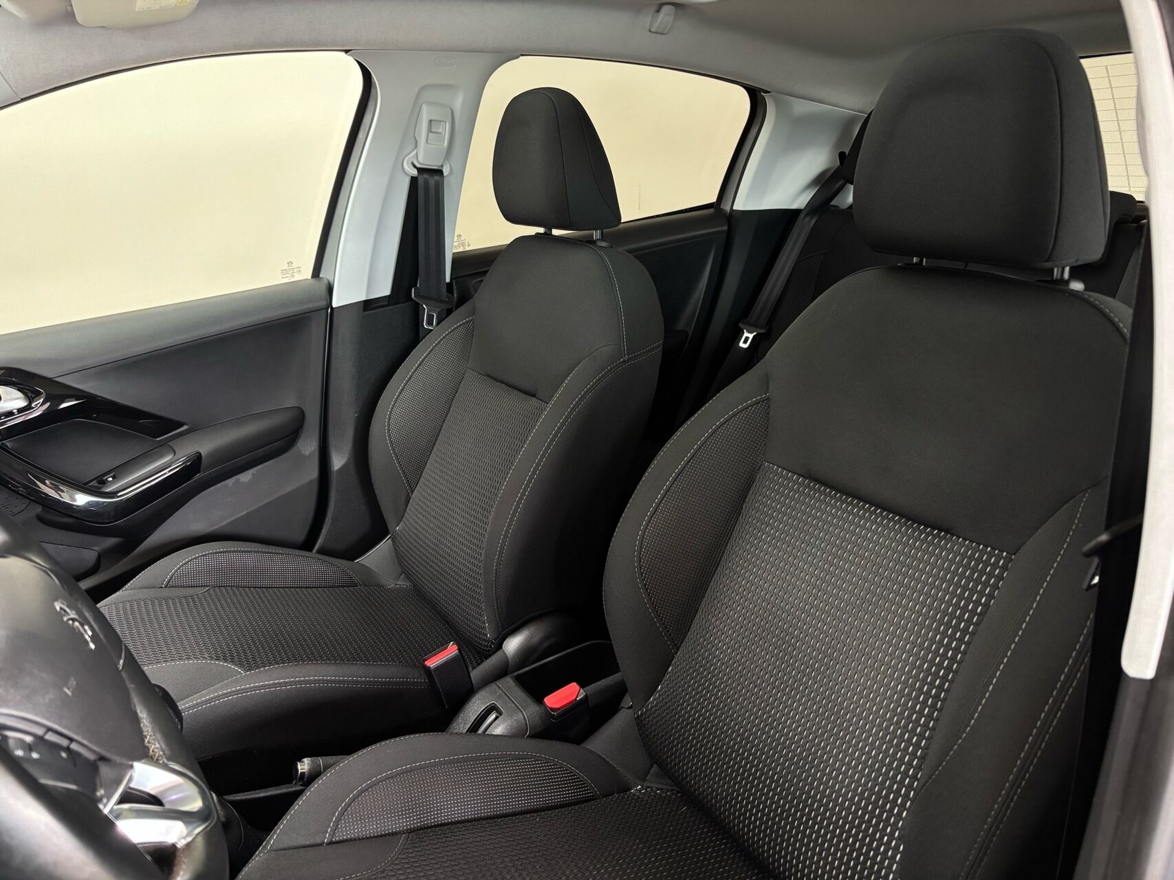 Billede af Peugeot 208 1,5 BlueHDi Prestige 100HK 5d