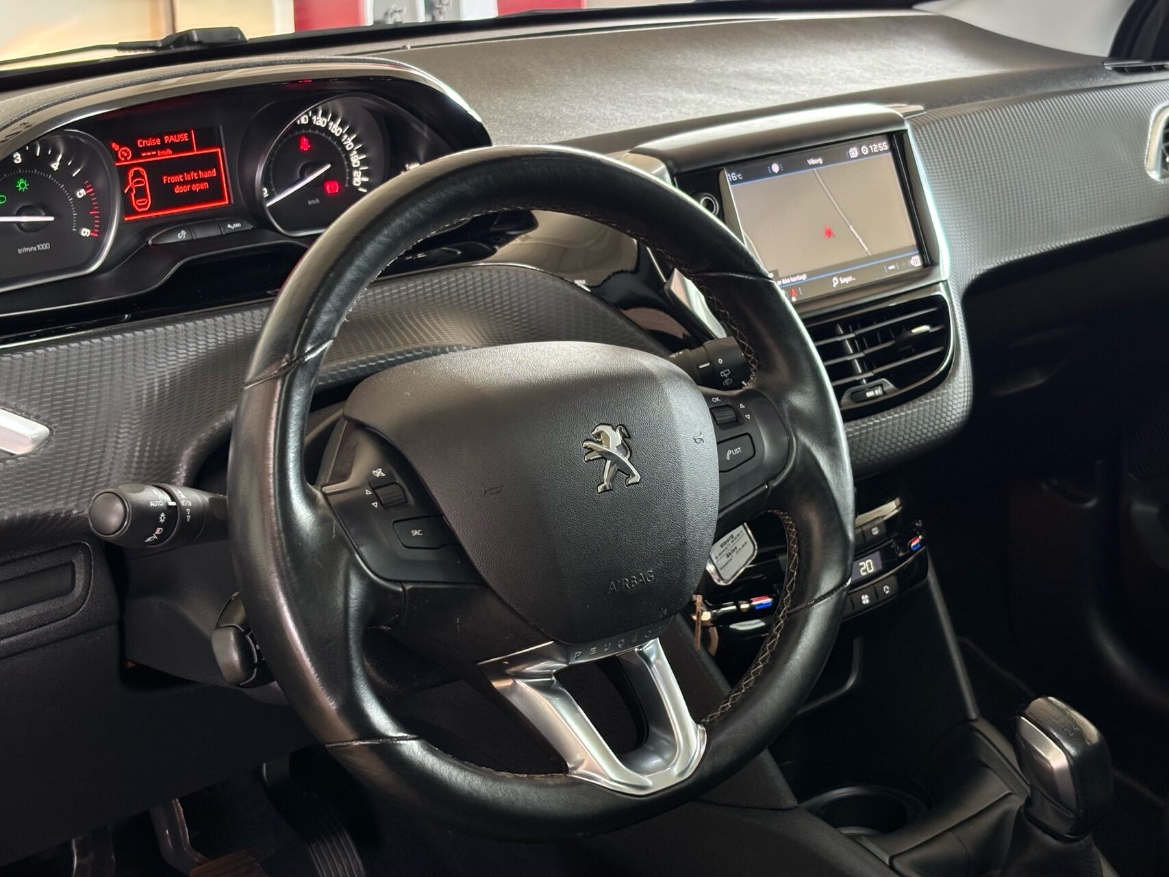 Billede af Peugeot 208 1,5 BlueHDi Prestige 100HK 5d