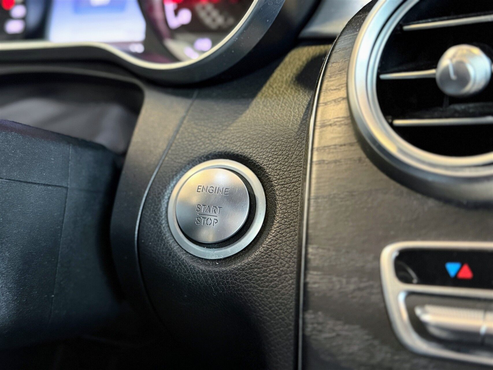 Billede af Mercedes-Benz C43 AMG 3,0 4Matic 9G-Tronic 367HK 2d Aut.