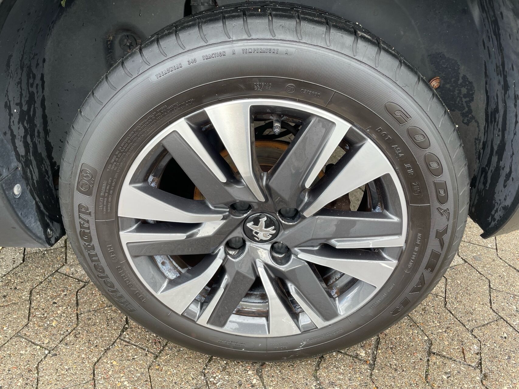 Billede af Peugeot 2008 1,2 PureTech Prestige 82HK 5d