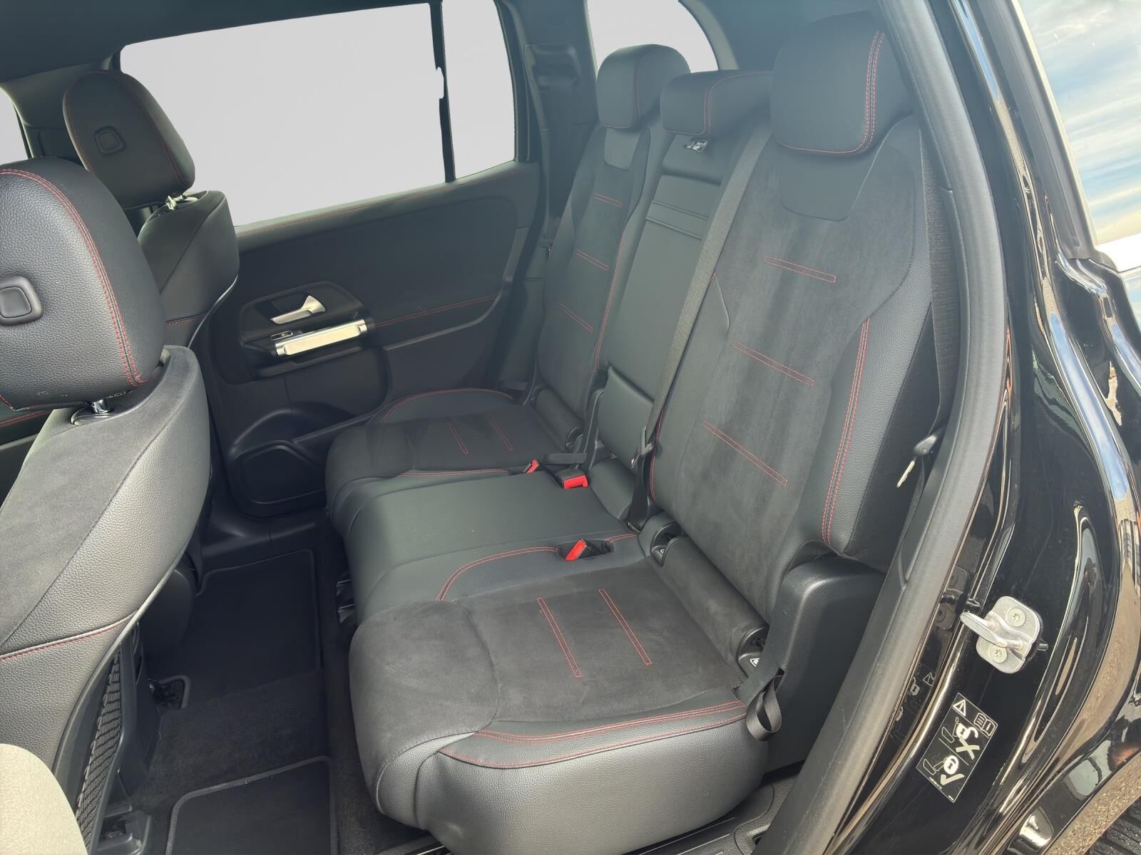 Billede af Mercedes-Benz EQB 250+ EL AMG Advance 190HK 5d Aut.
