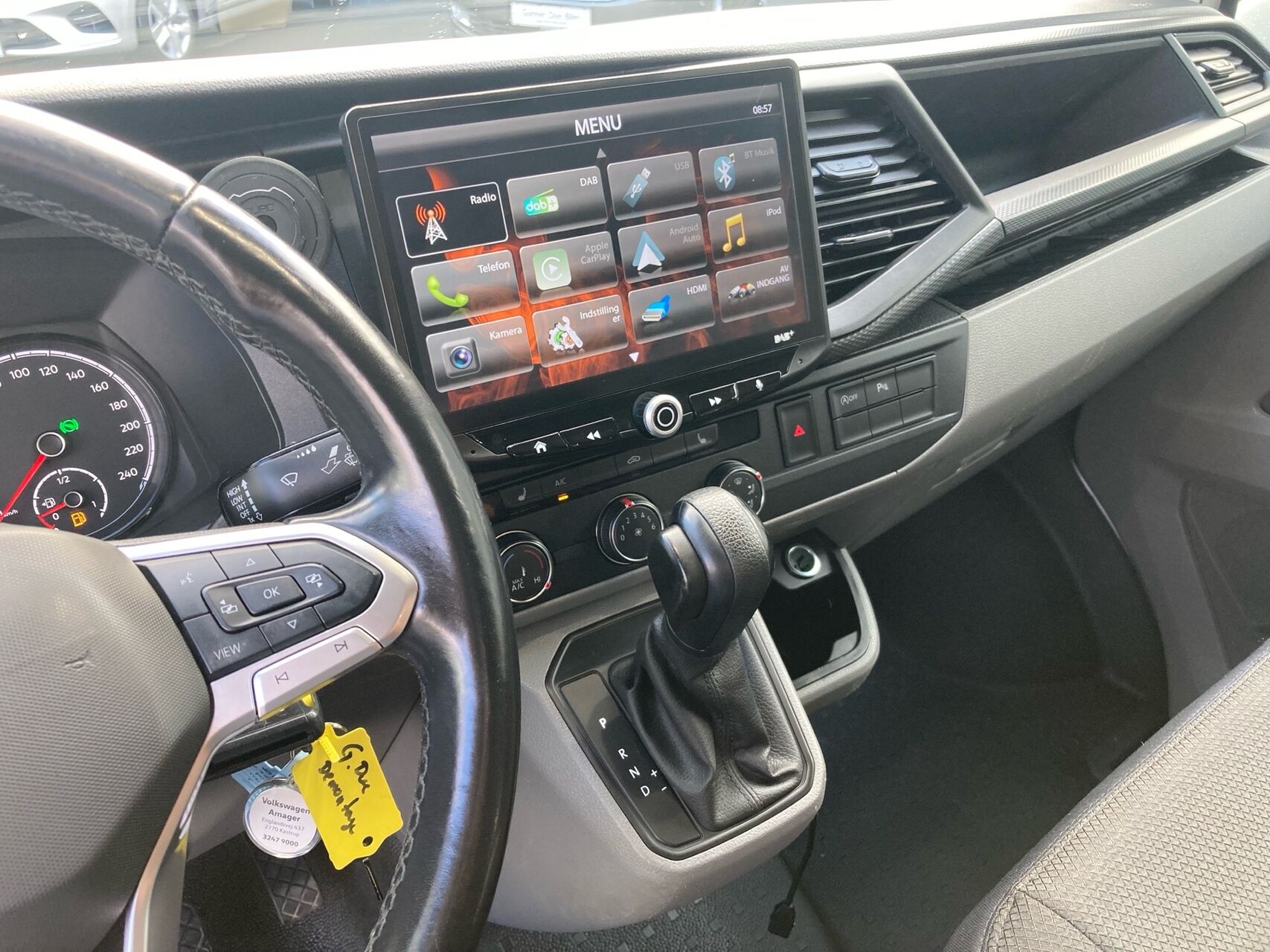 Billede af VW Transporter Lang 2,0 TDI BMT DSG 150HK Van 7g Aut.